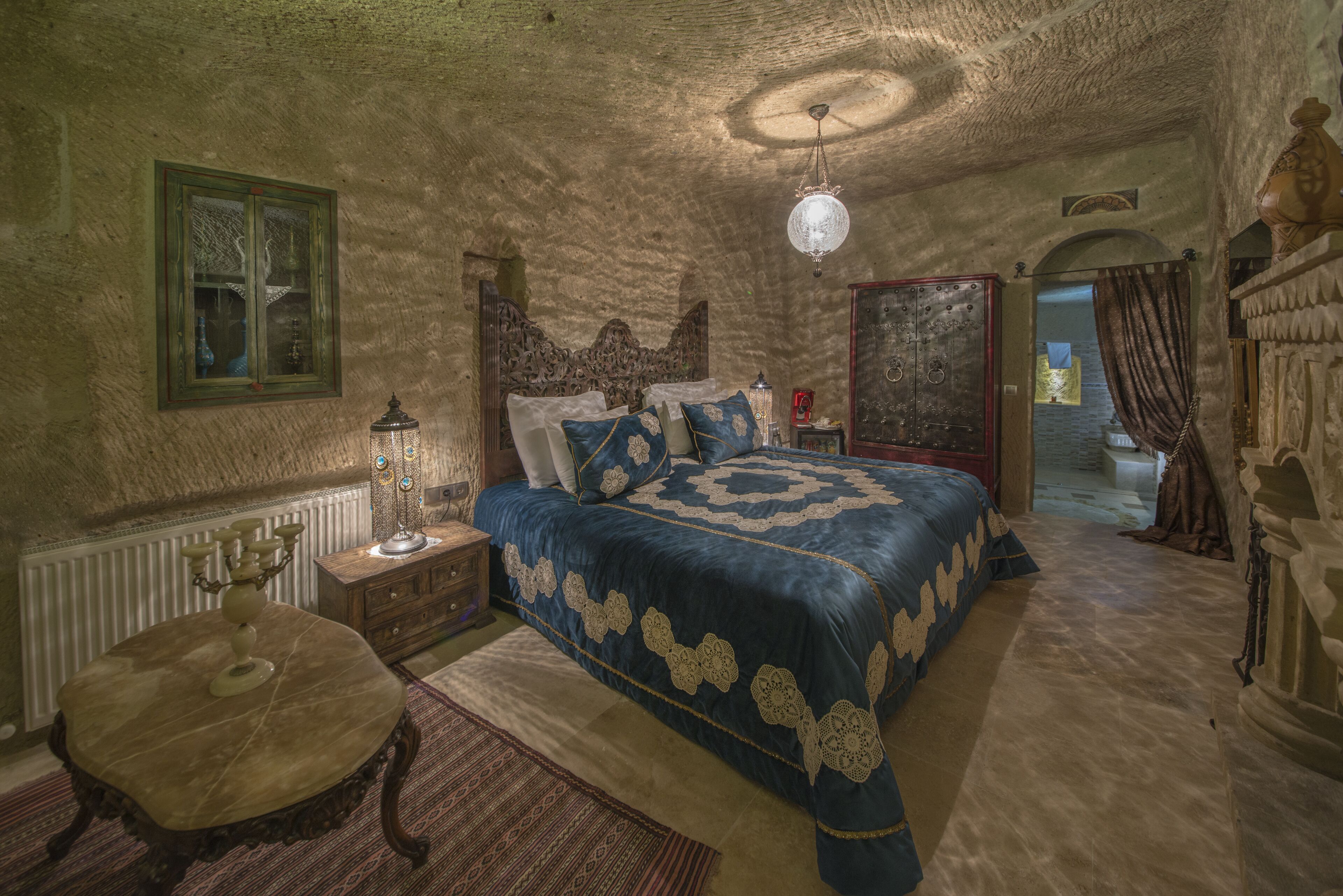 Elika Cave Suites Hotel & SPA