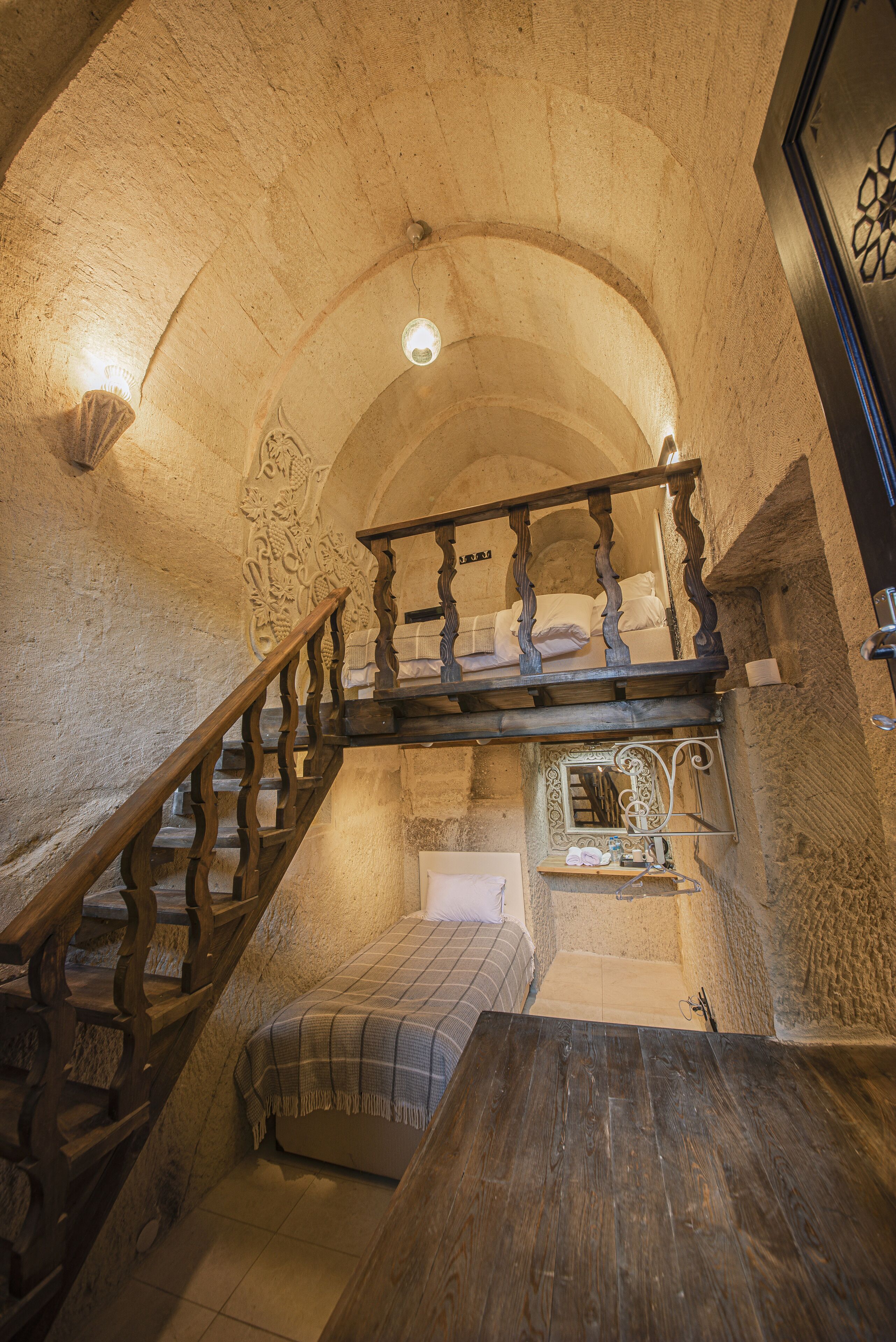 Limon Cave Hotel