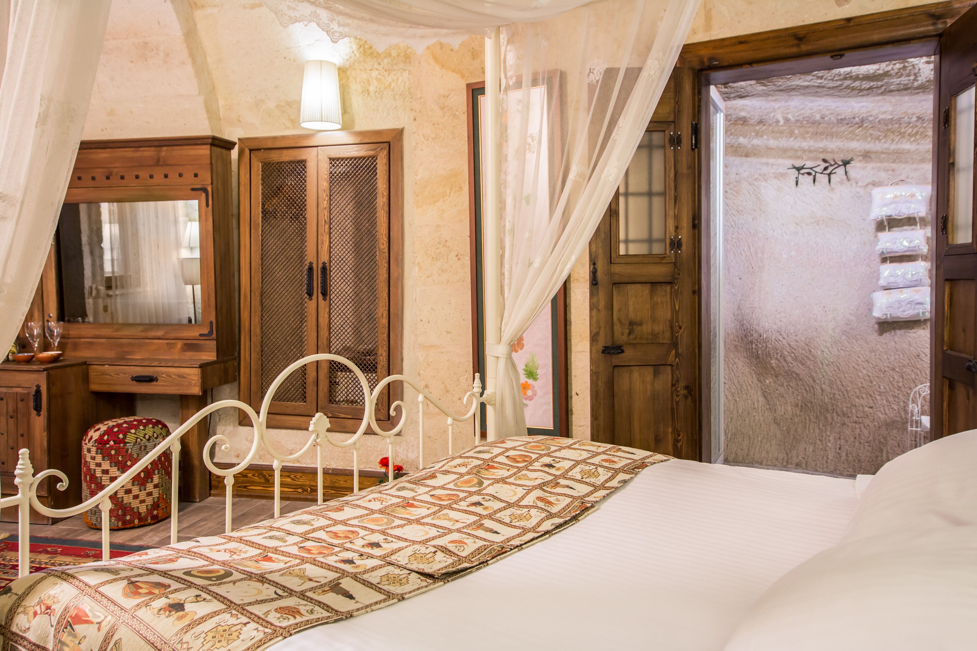 Minia Cave Hotel