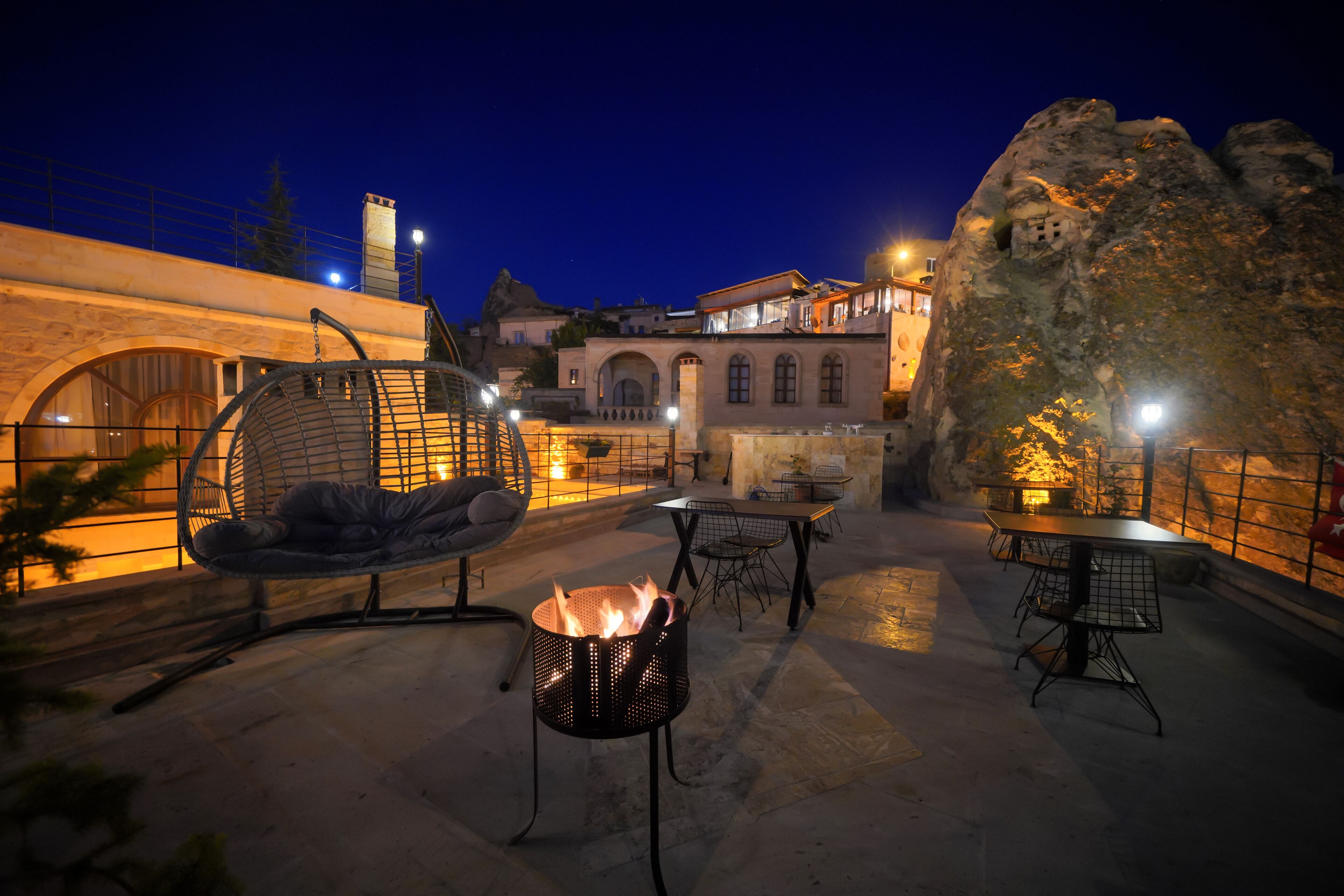 Serenus Cave Suites