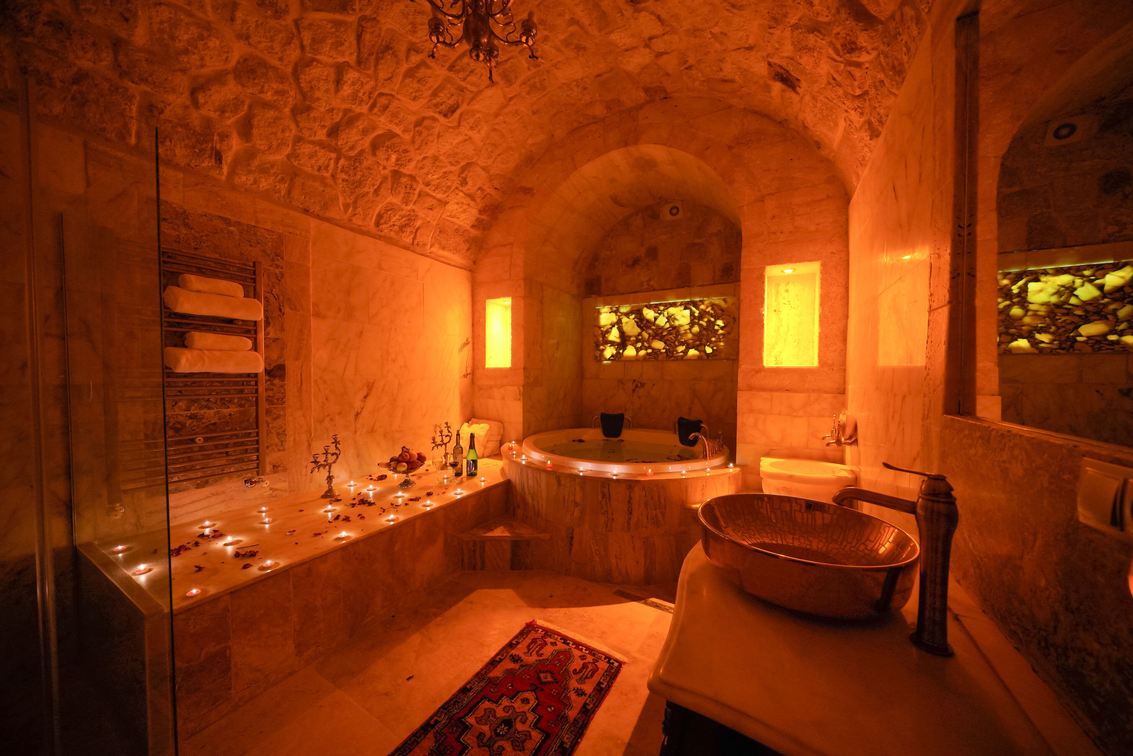 Serenus Cave Suites