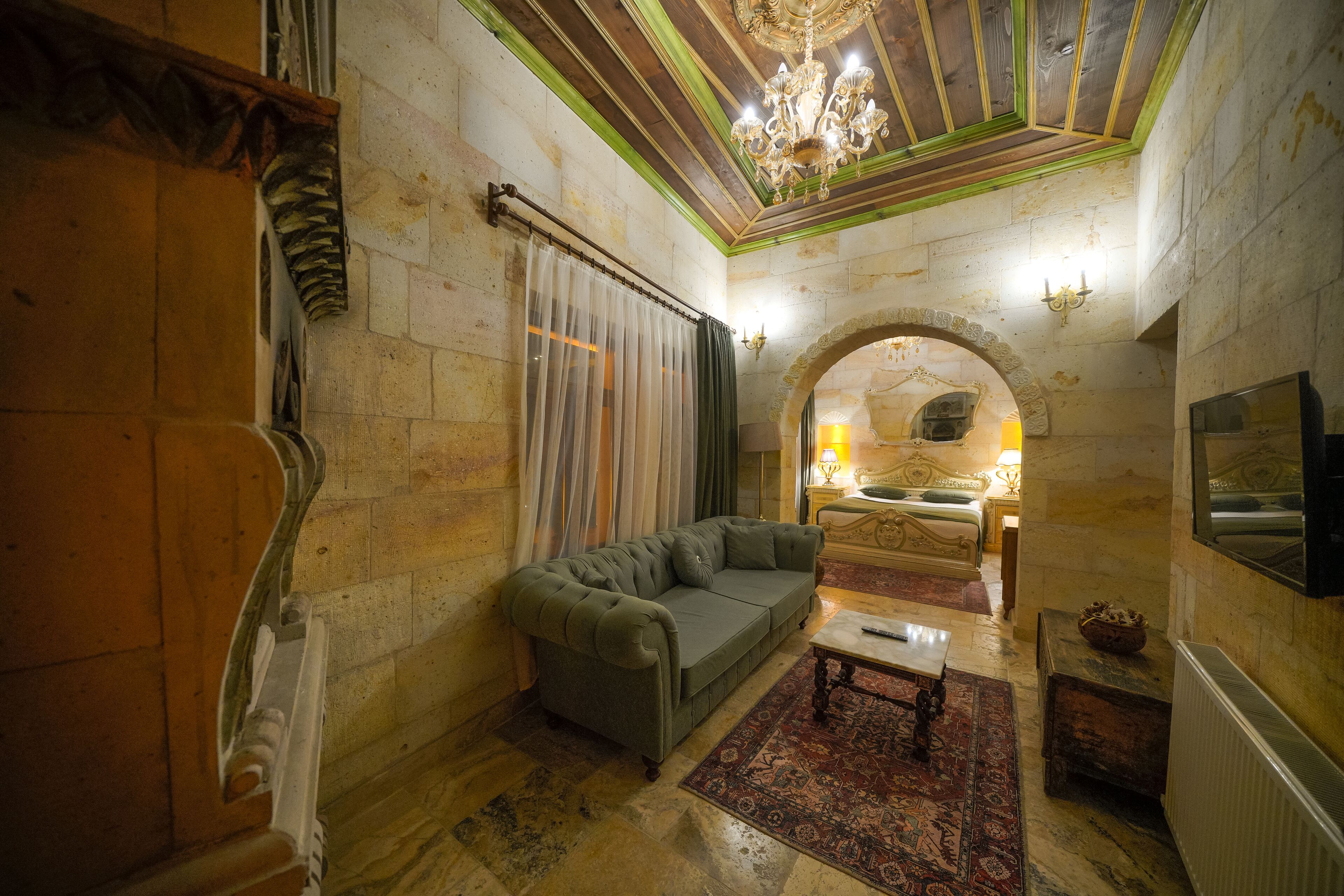 Serenus Cave Suites