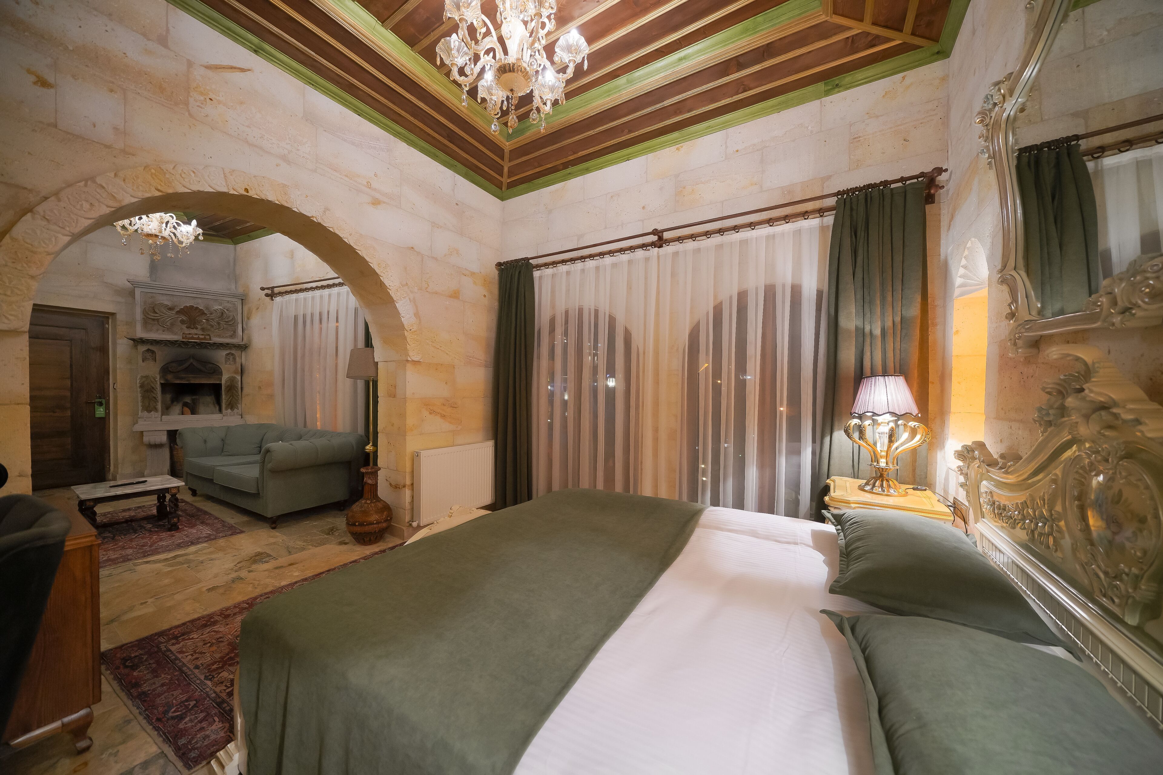 Serenus Cave Suites