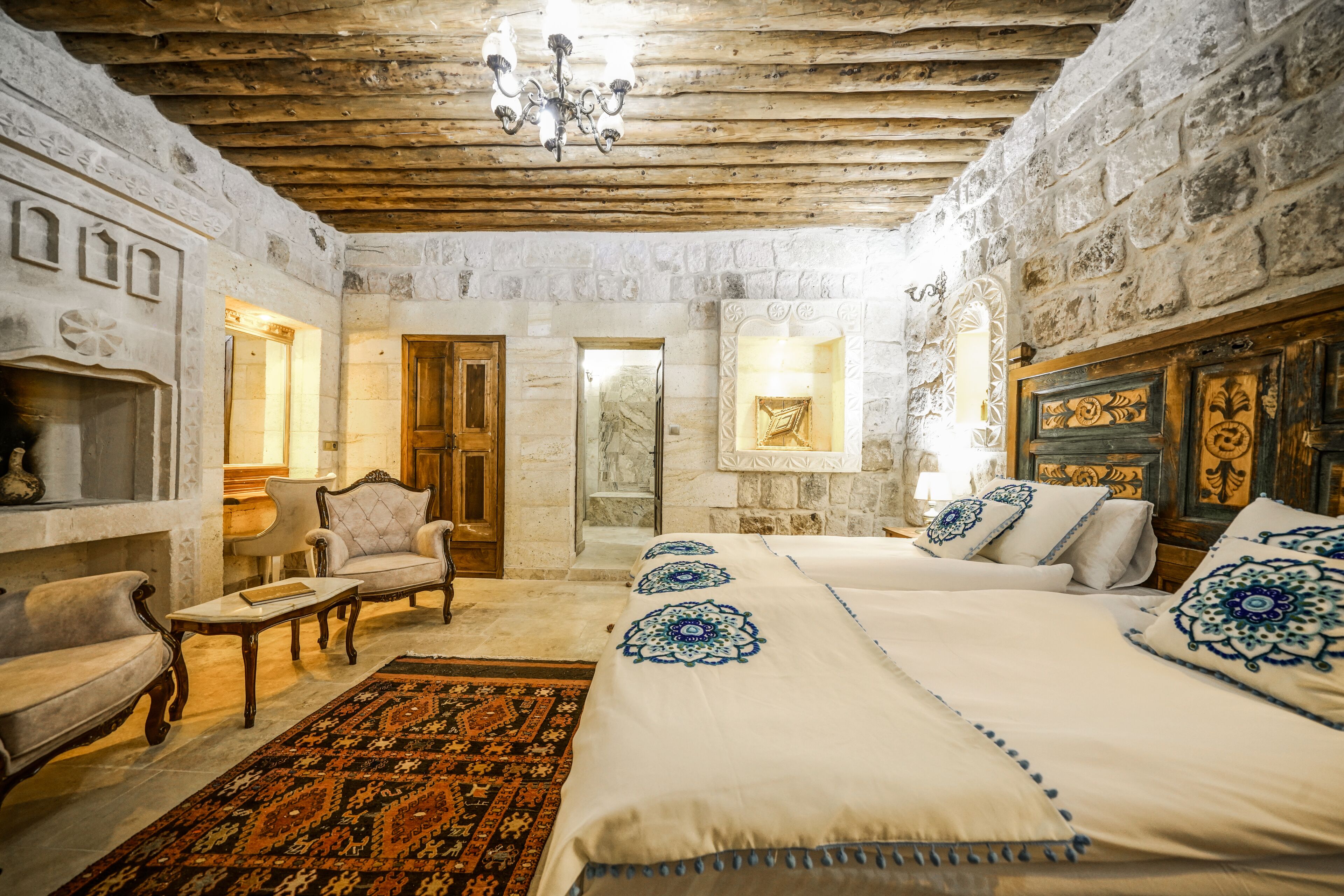 Serenus Cave Suites
