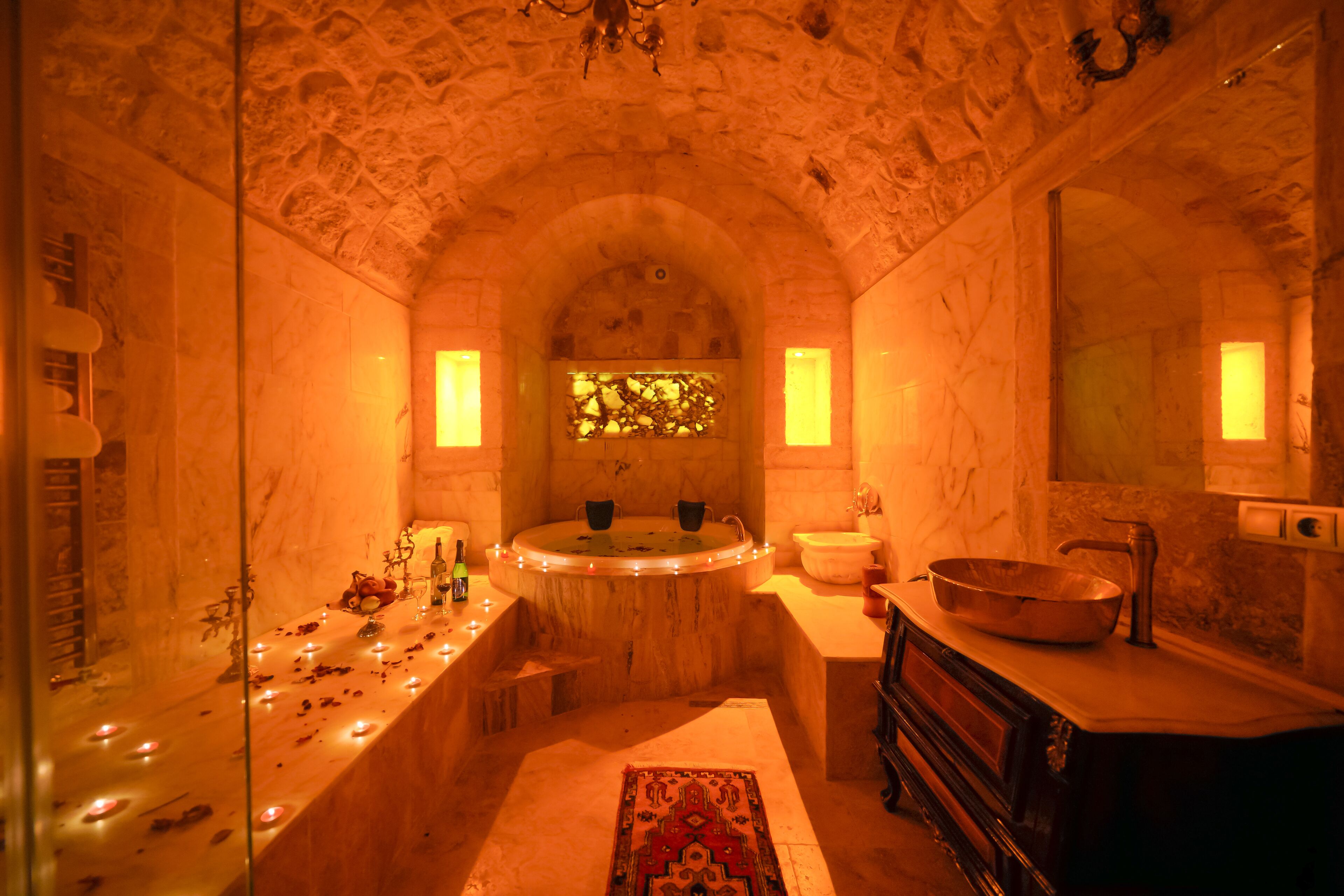 Serenus Cave Suites