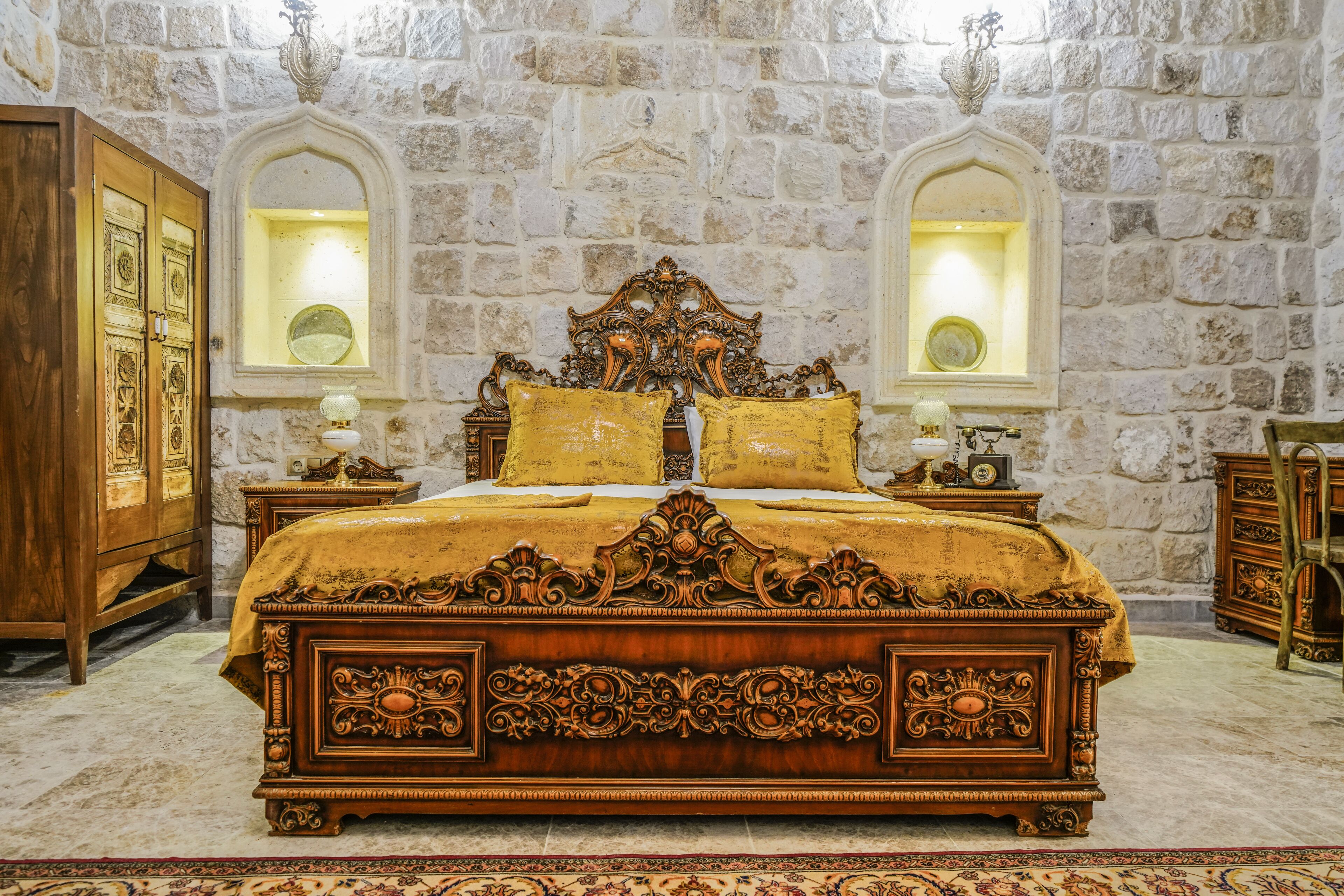 Serenus Cave Suites
