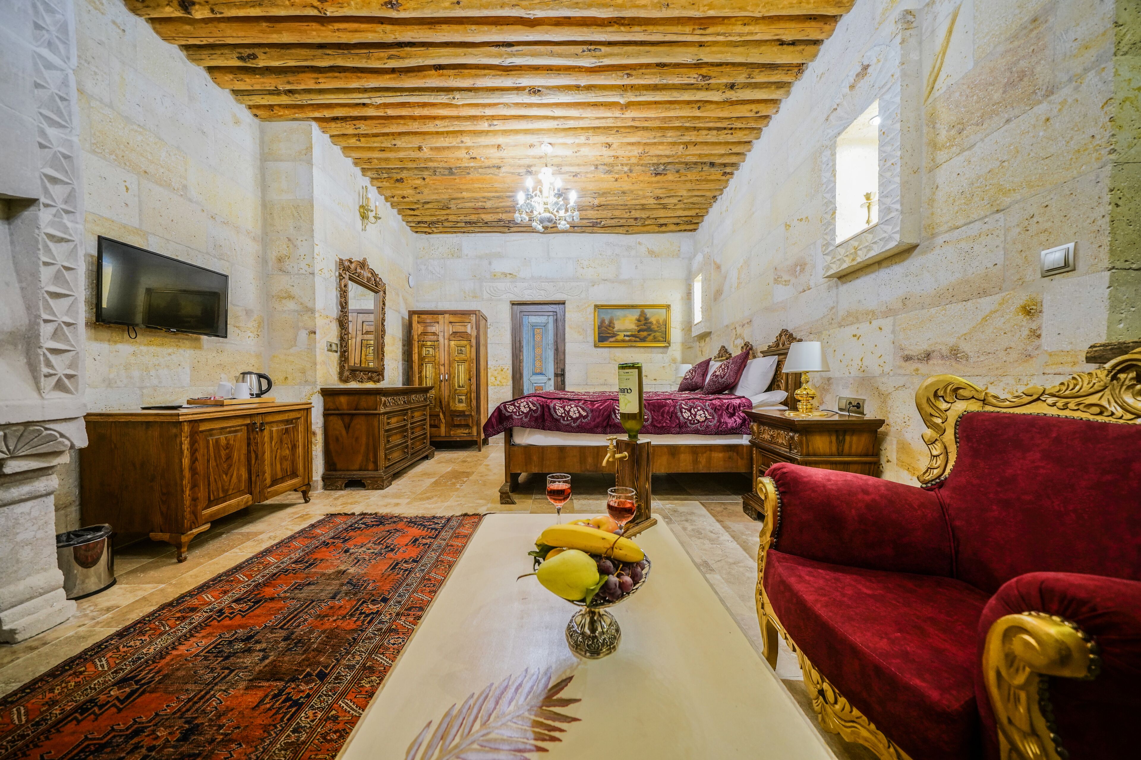 Serenus Cave Suites
