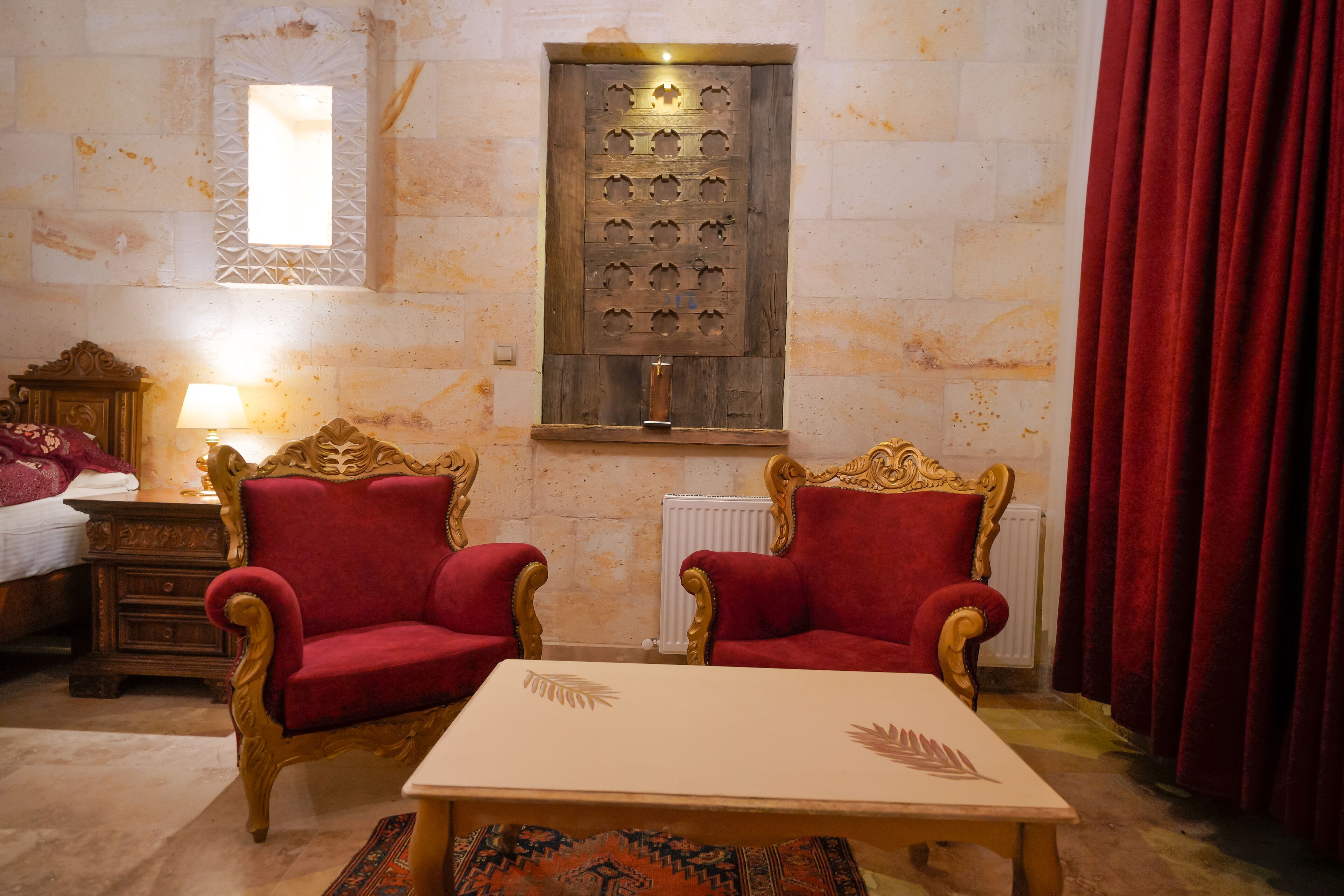 Serenus Cave Suites