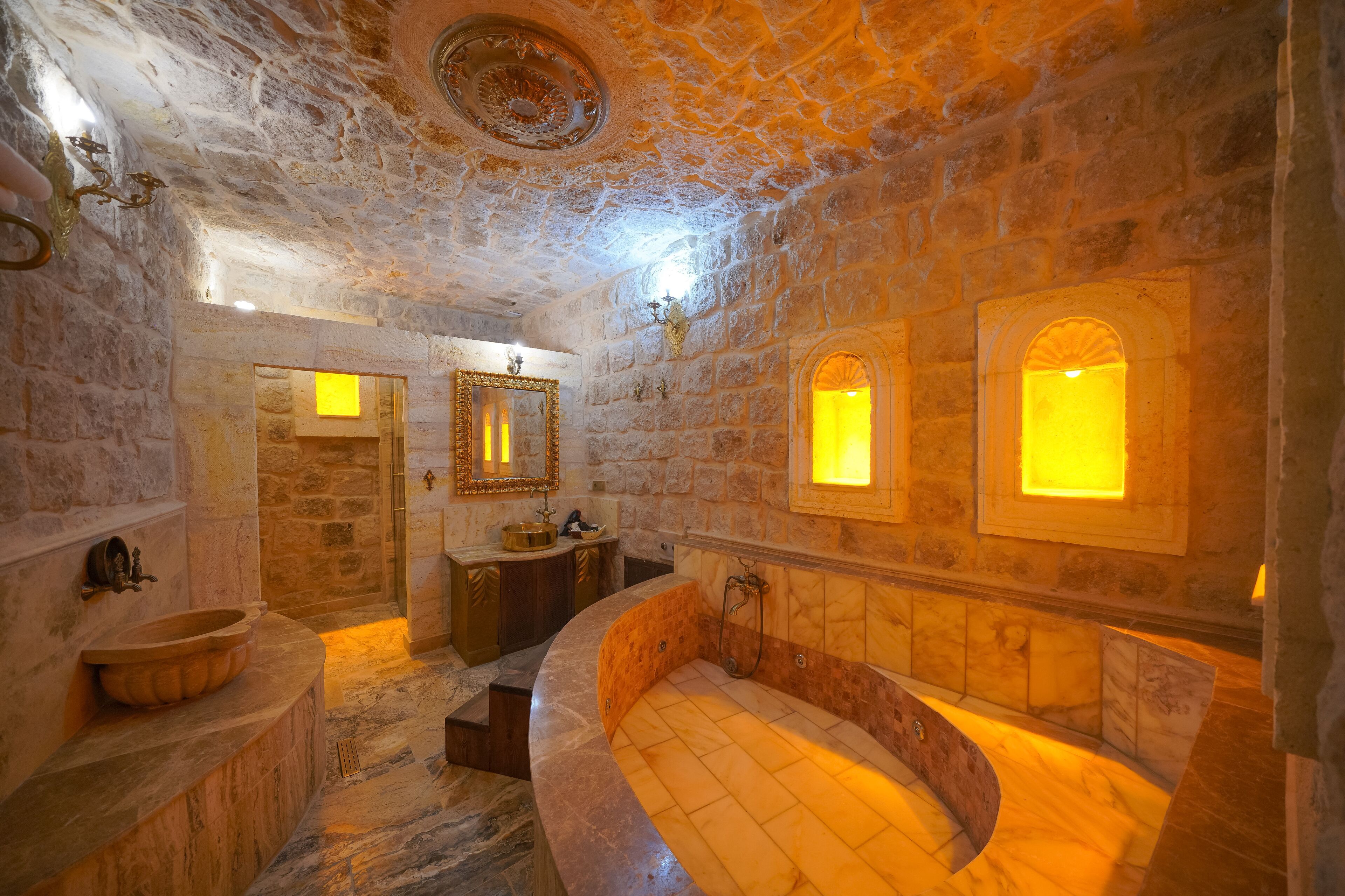 Serenus Cave Suites