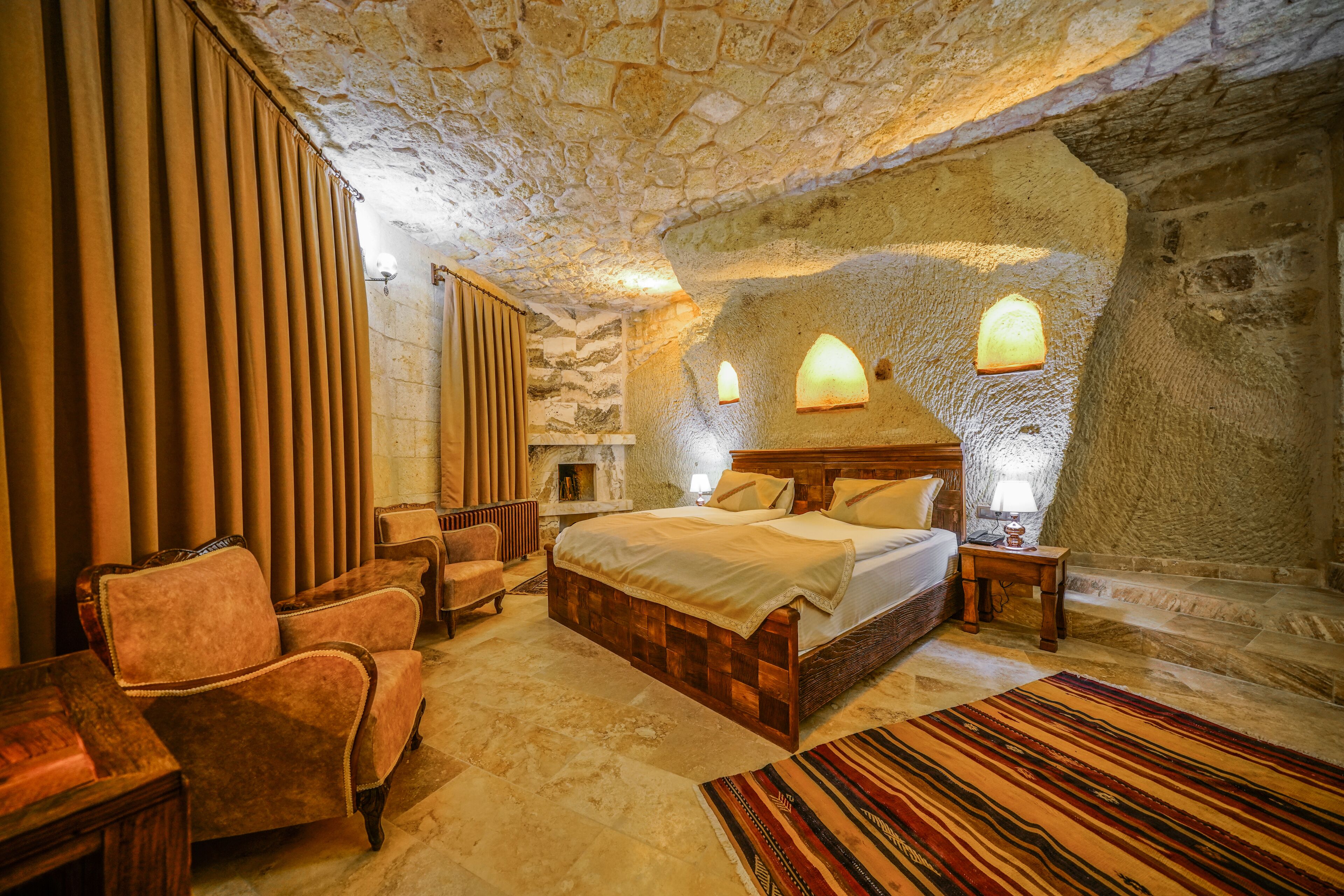 Serenus Cave Suites