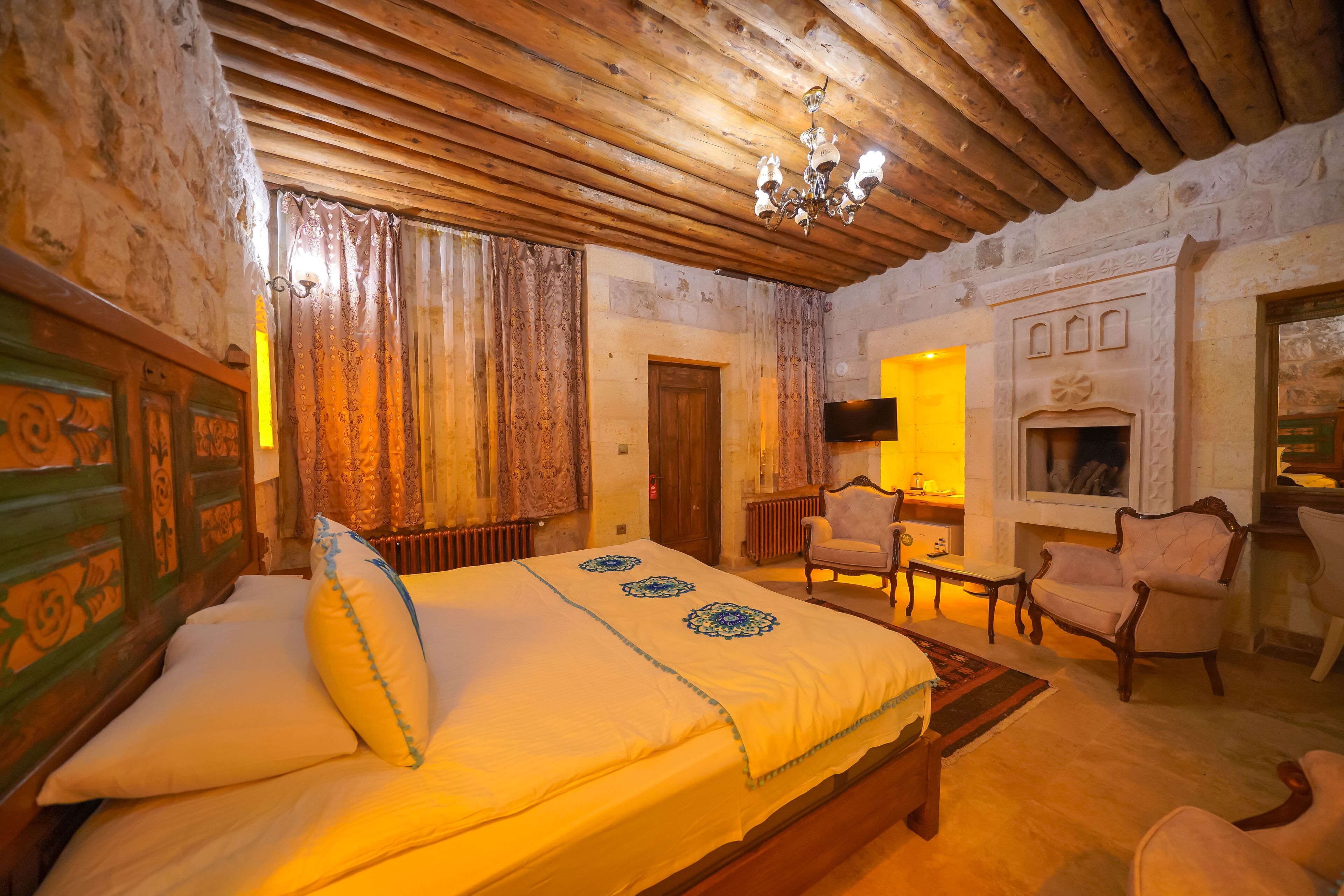 Serenus Cave Suites