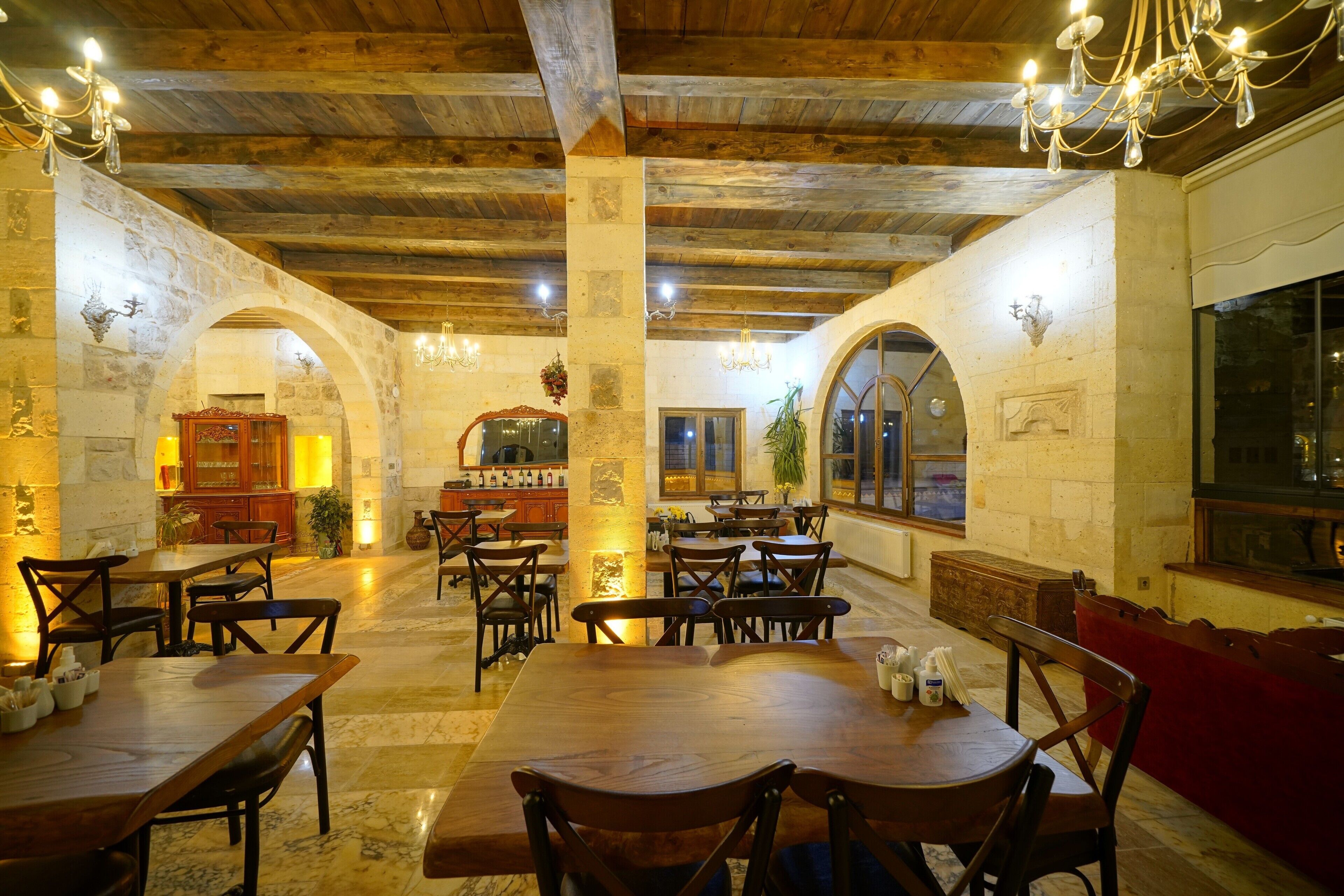Serenus Cave Suites