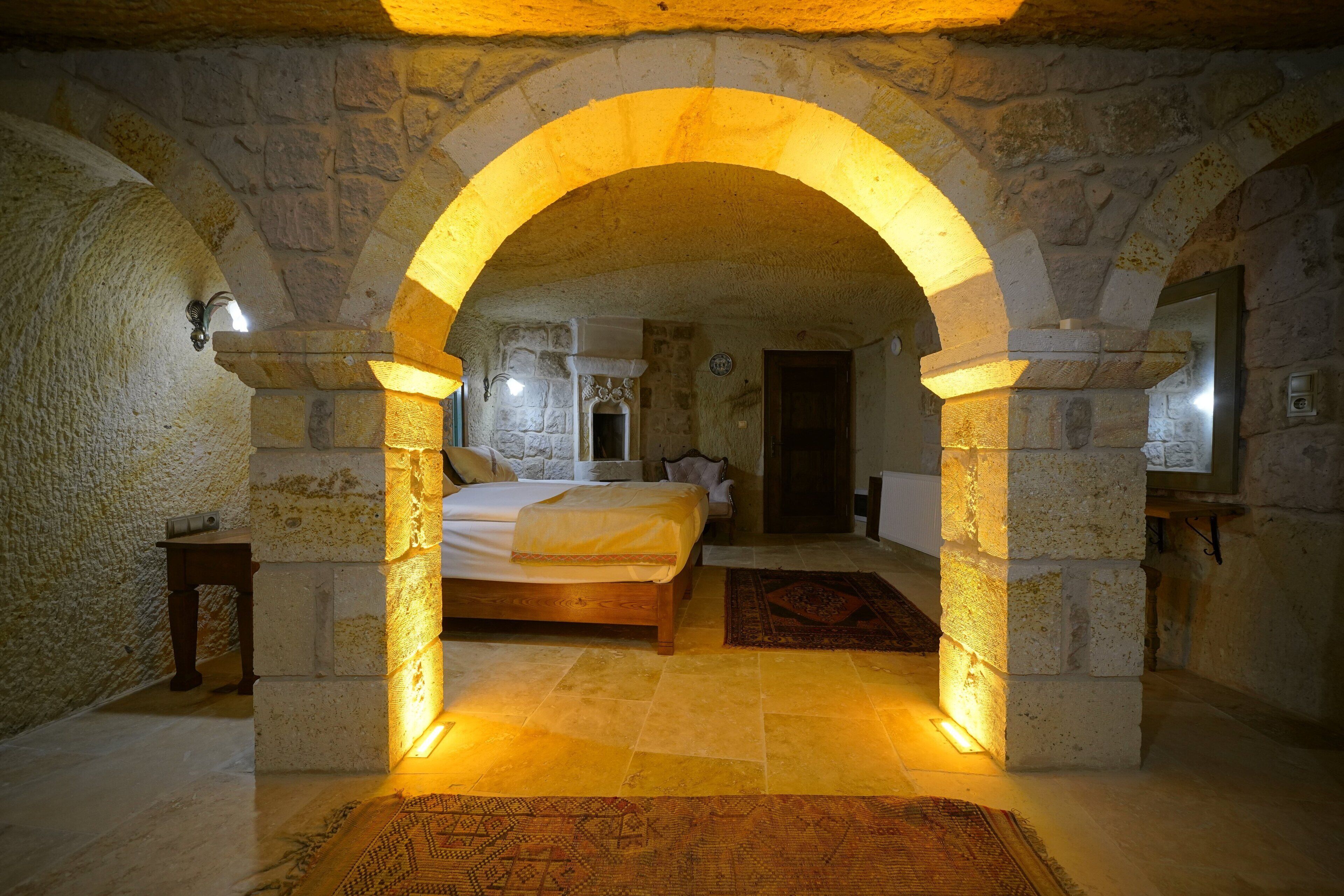 Serenus Cave Suites