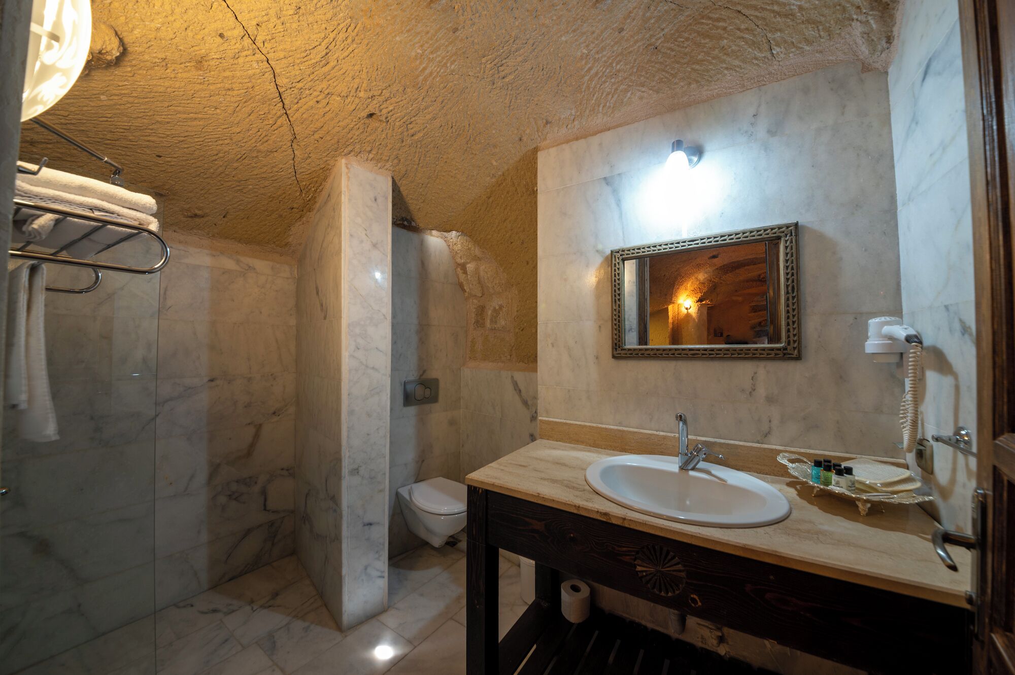 Shiraz Cave Cappadocia