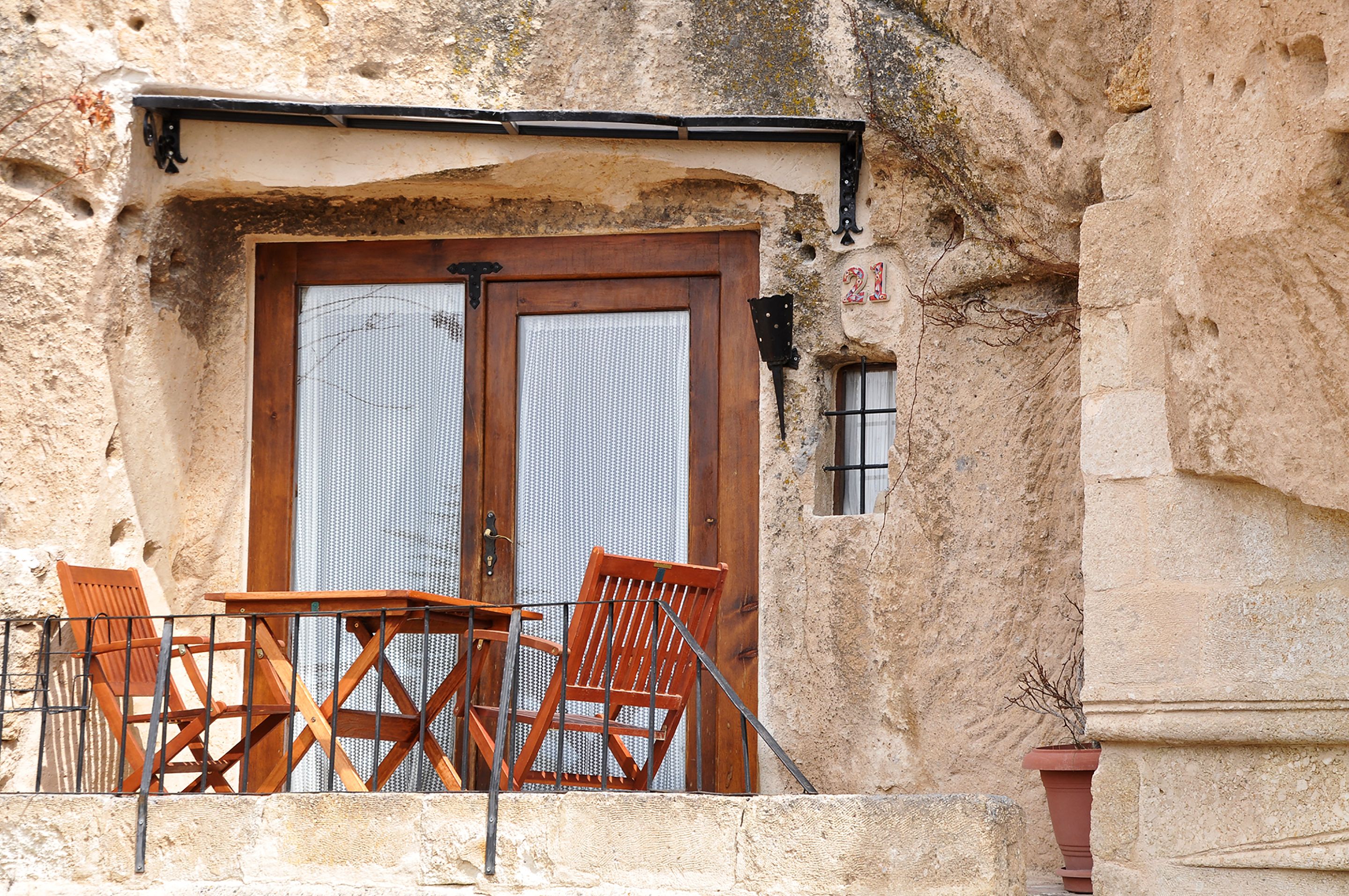 4ODA Cave House Boutique
