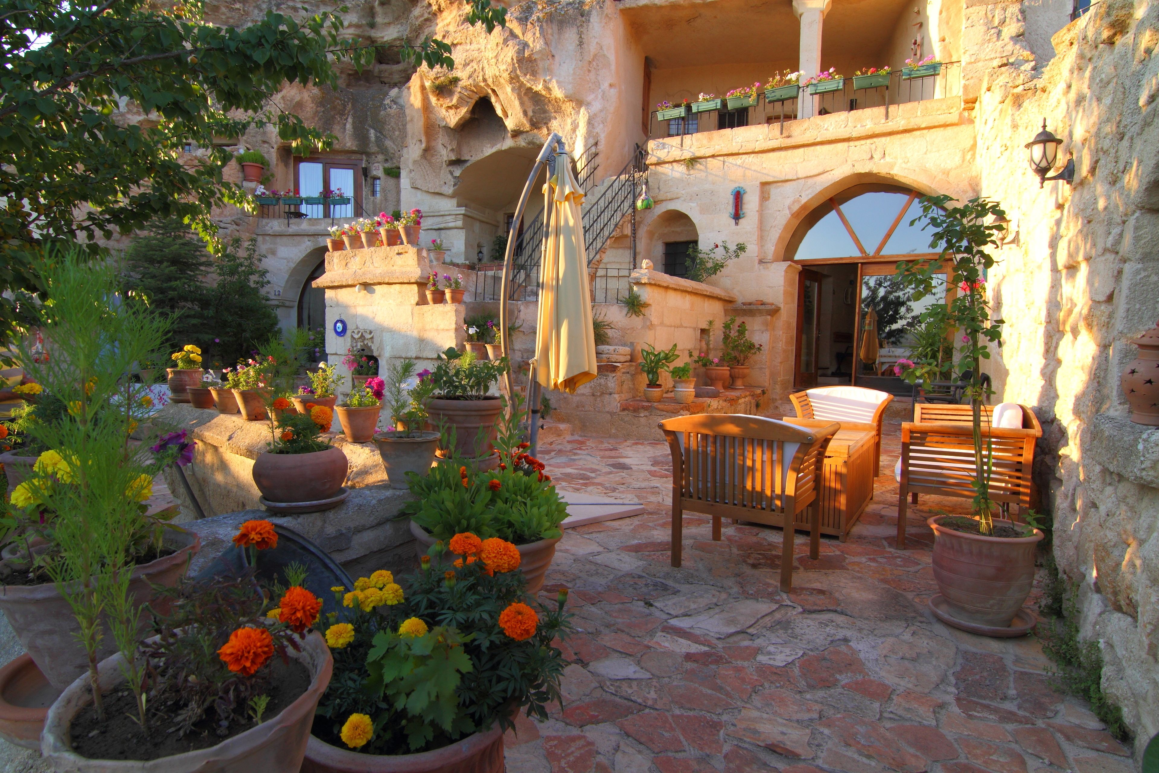 4ODA Cave House Boutique