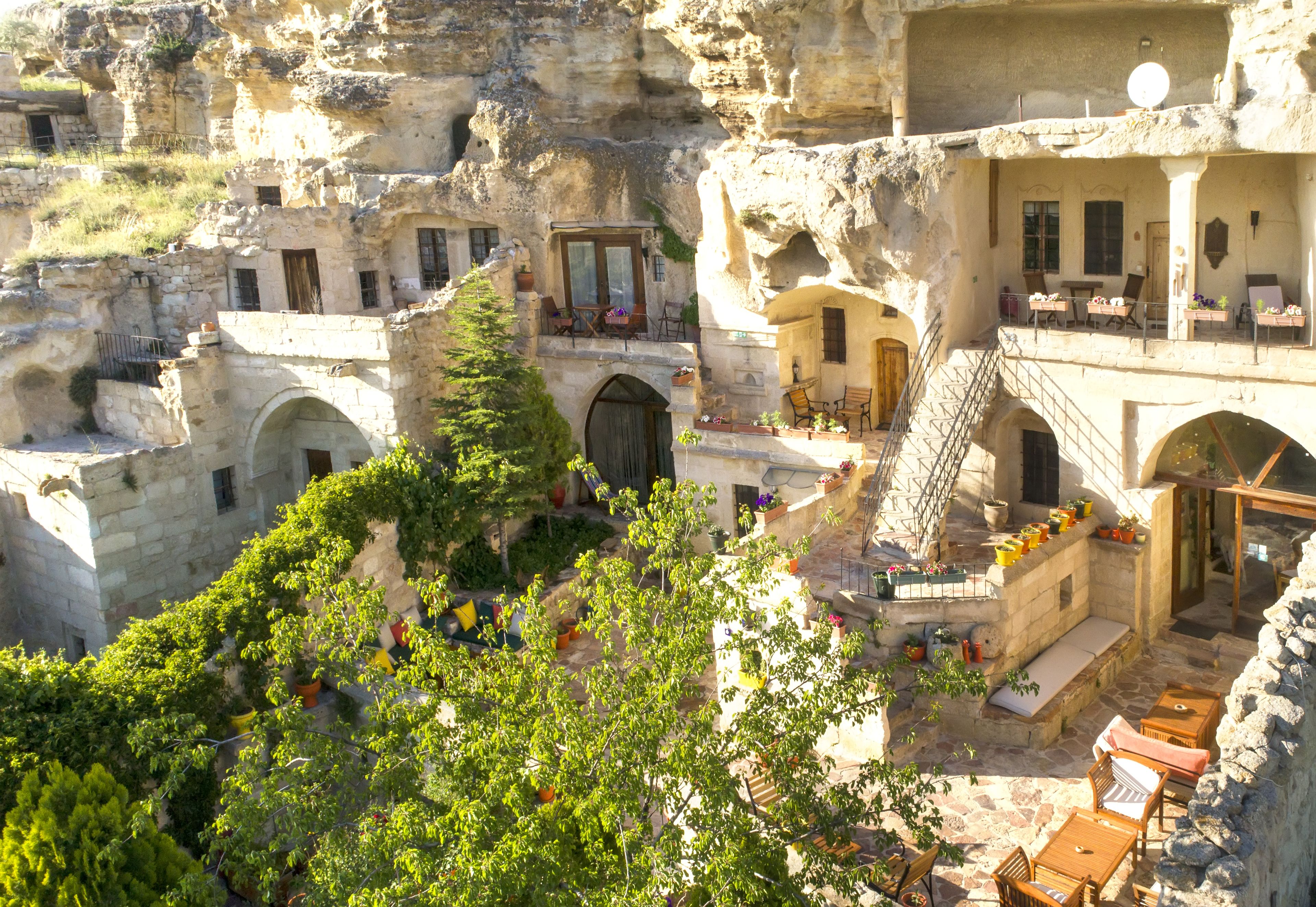 4ODA Cave House Boutique