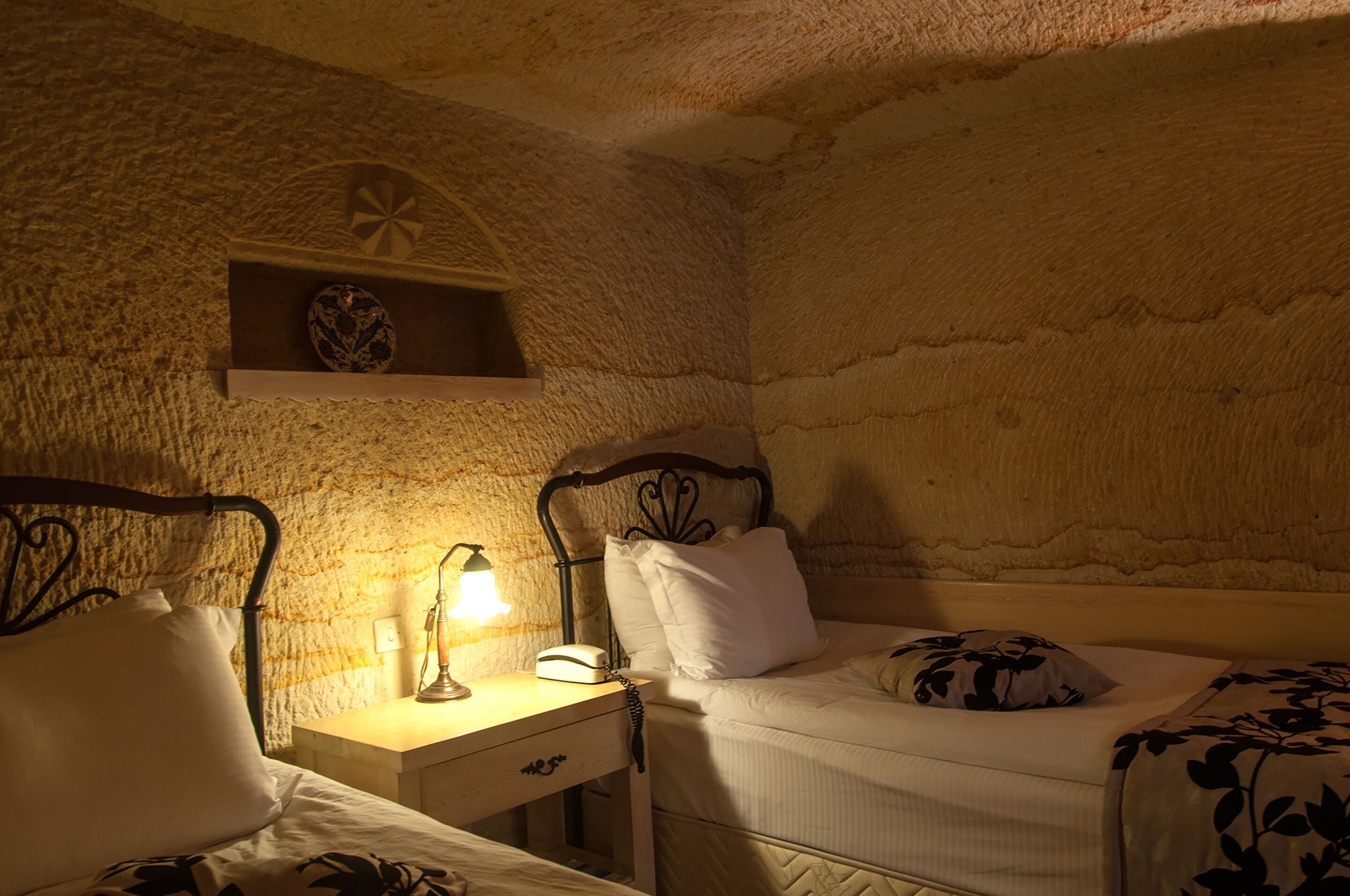 4ODA Cave House Boutique