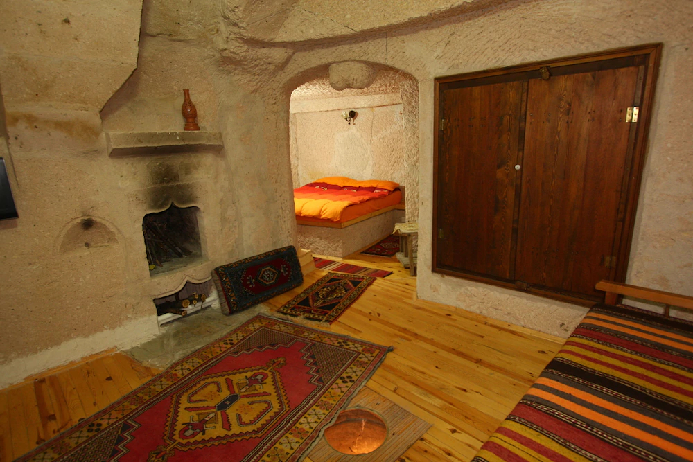 Akkoy Evleri Cave Hotel