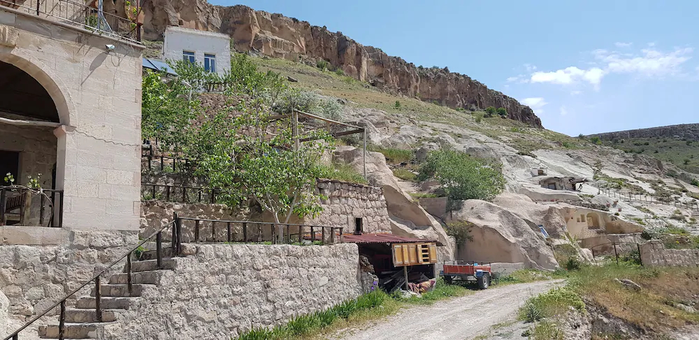 Akkoy Evleri Cave Hotel