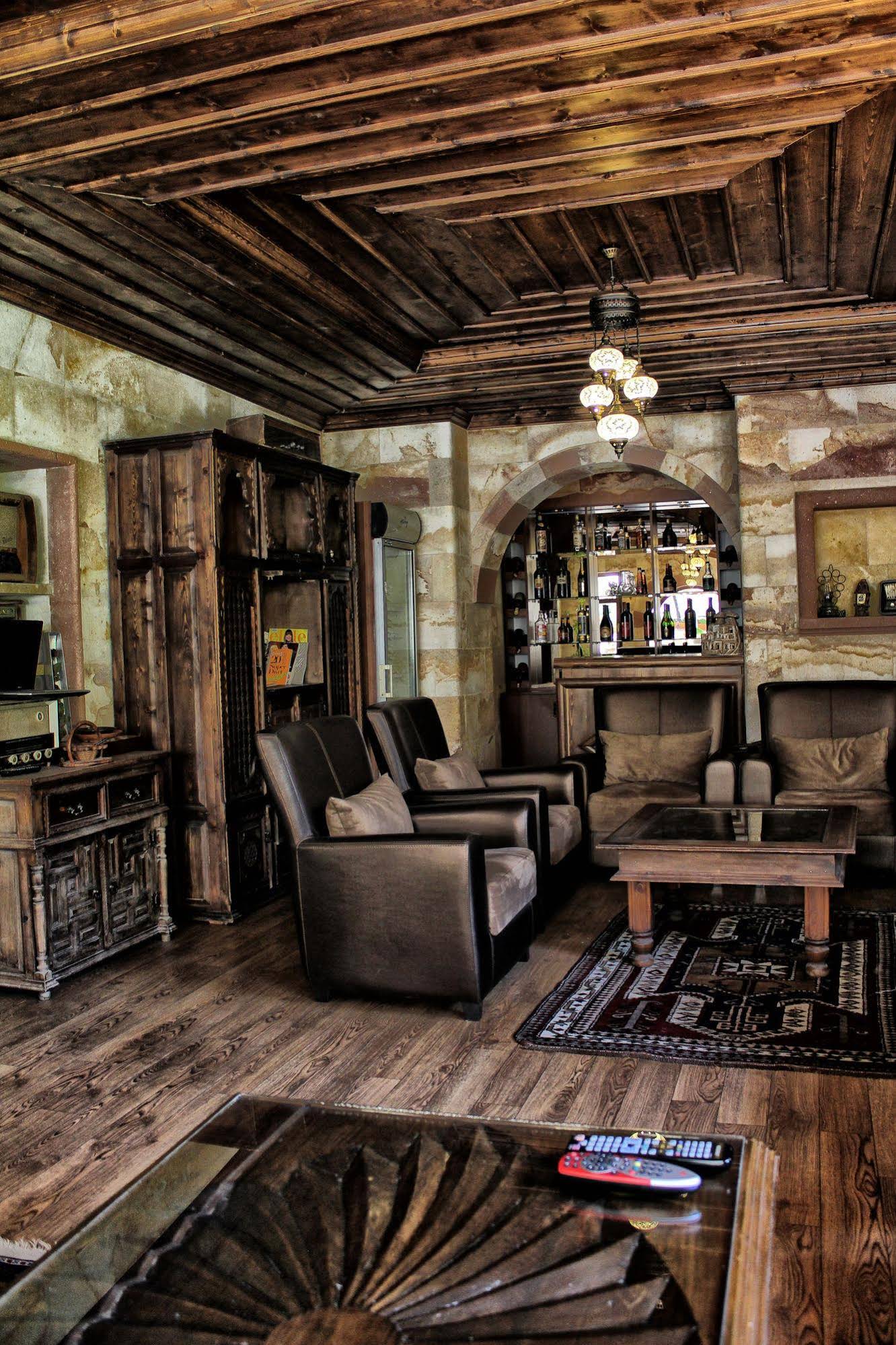 Akuzun Hotel