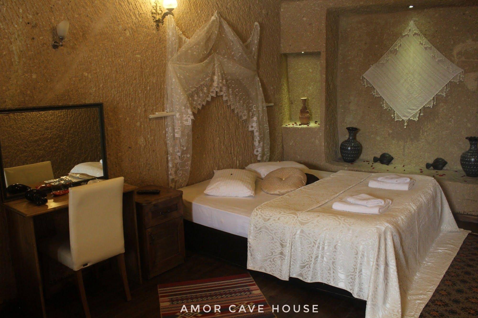 7 Oda Kapadokya Cave House