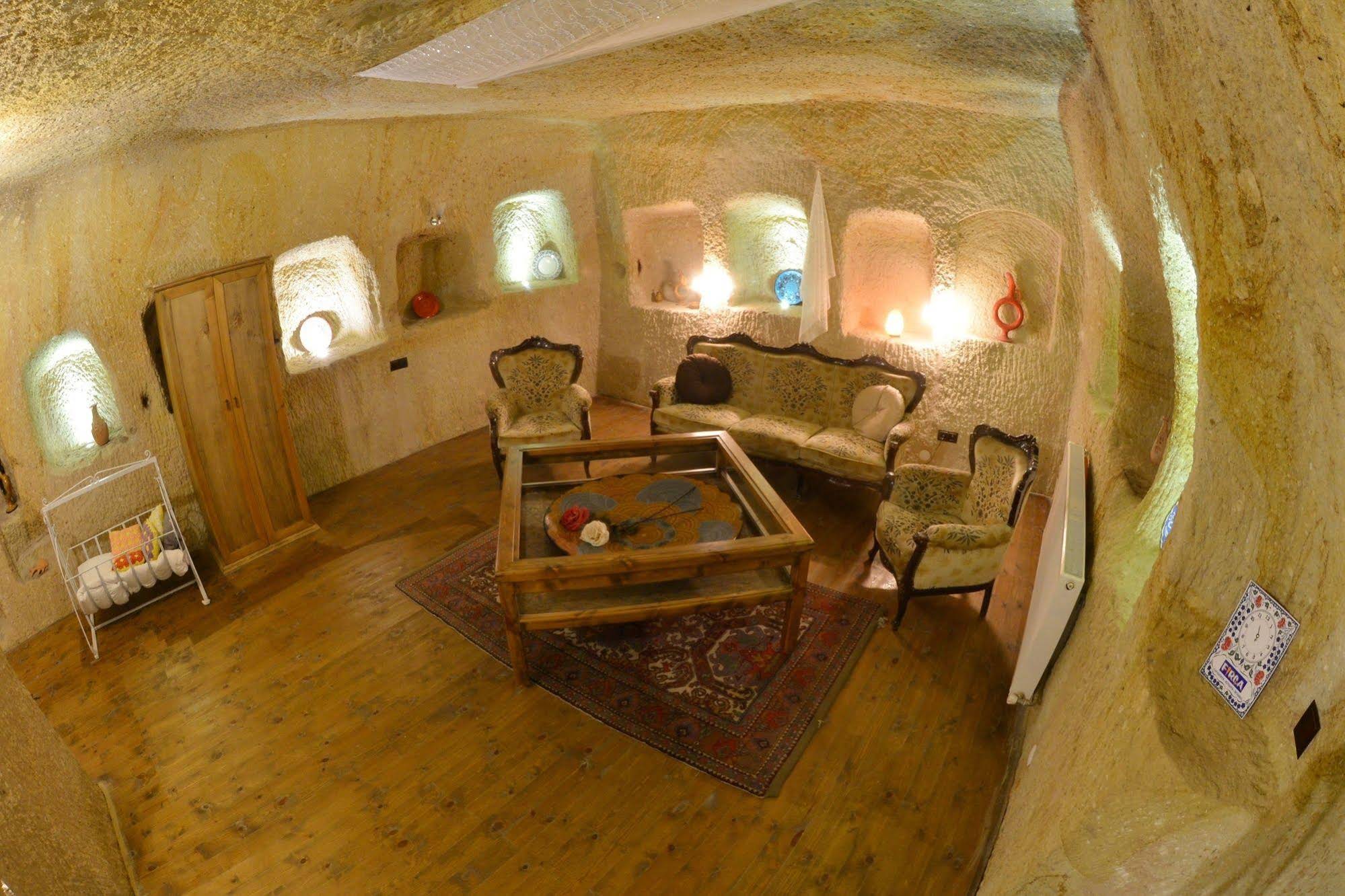 7 Oda Kapadokya Cave House