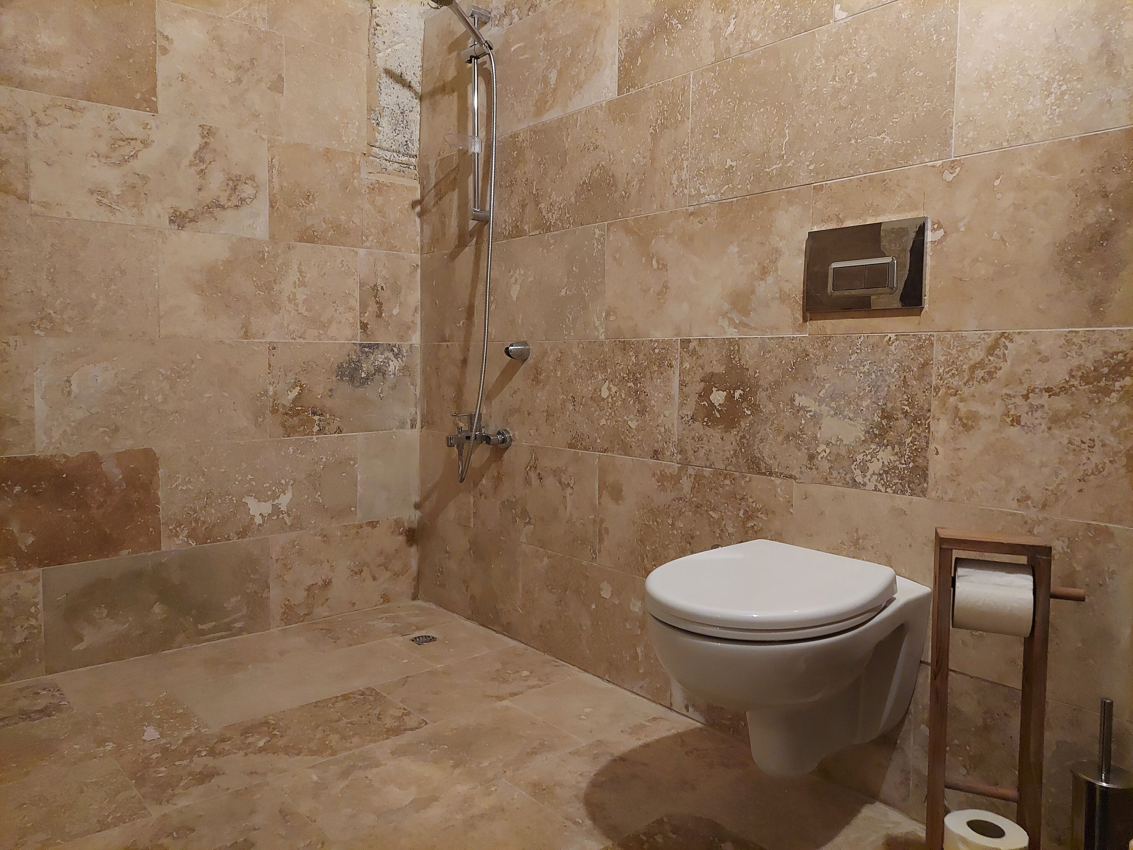 Armesos Cave Hotel