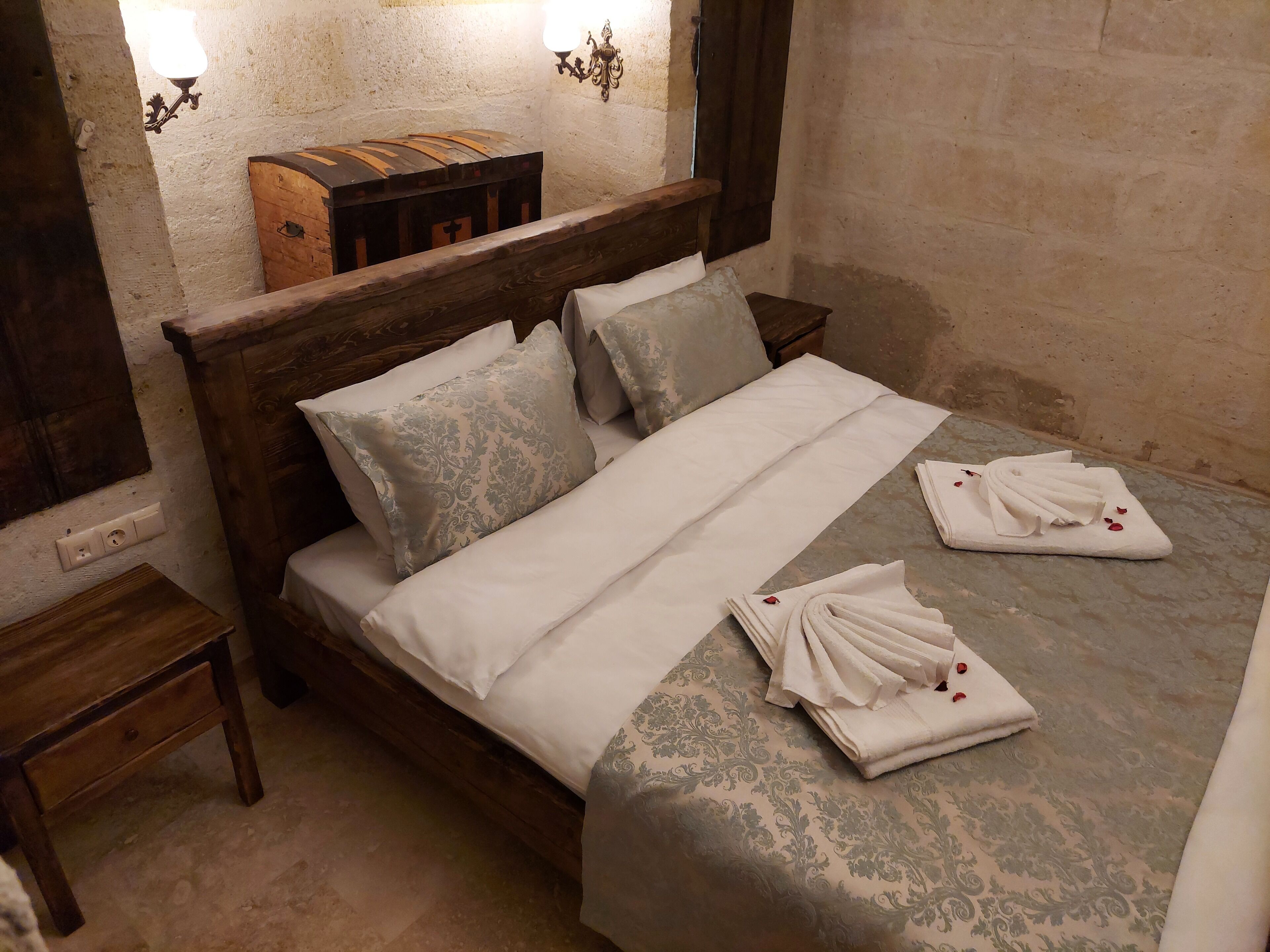 Armesos Cave Hotel