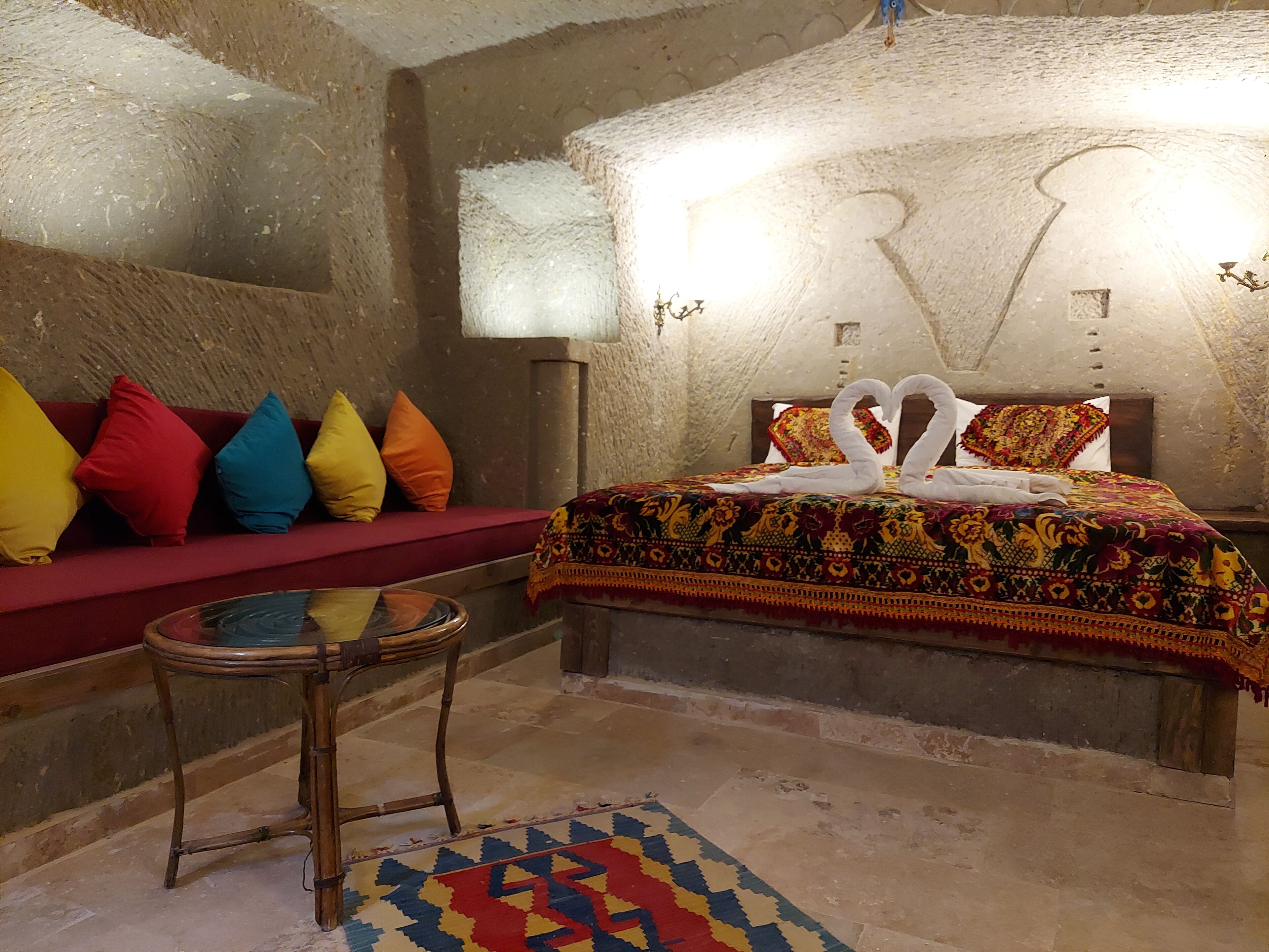 Armesos Cave Hotel