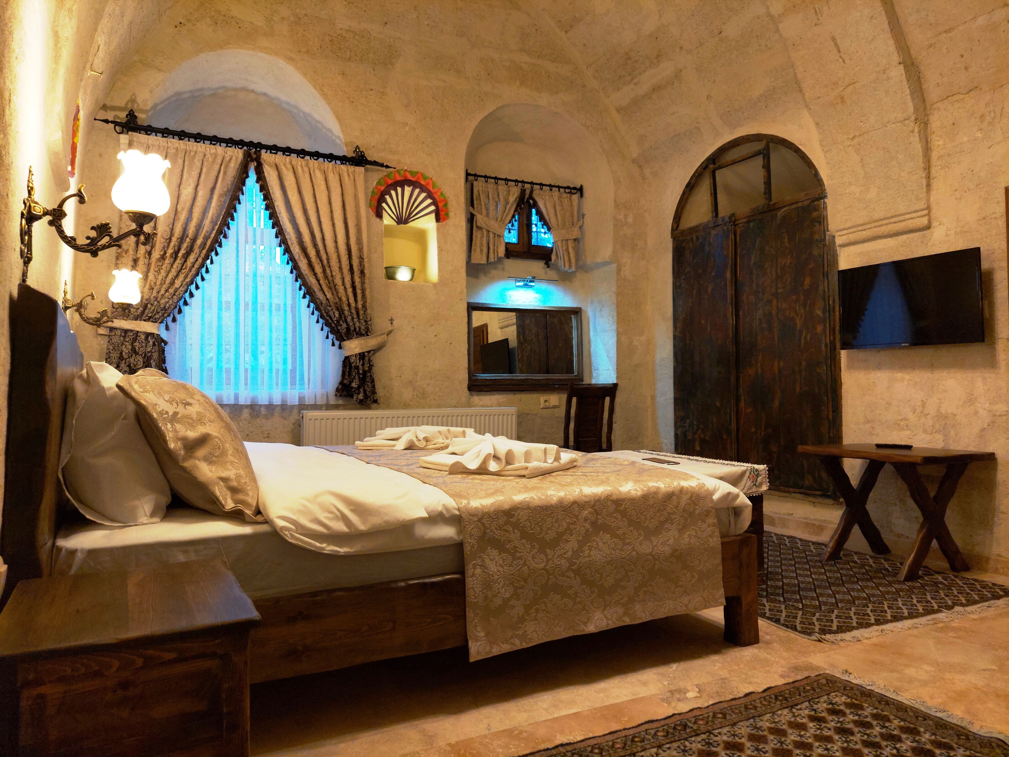Armesos Cave Hotel