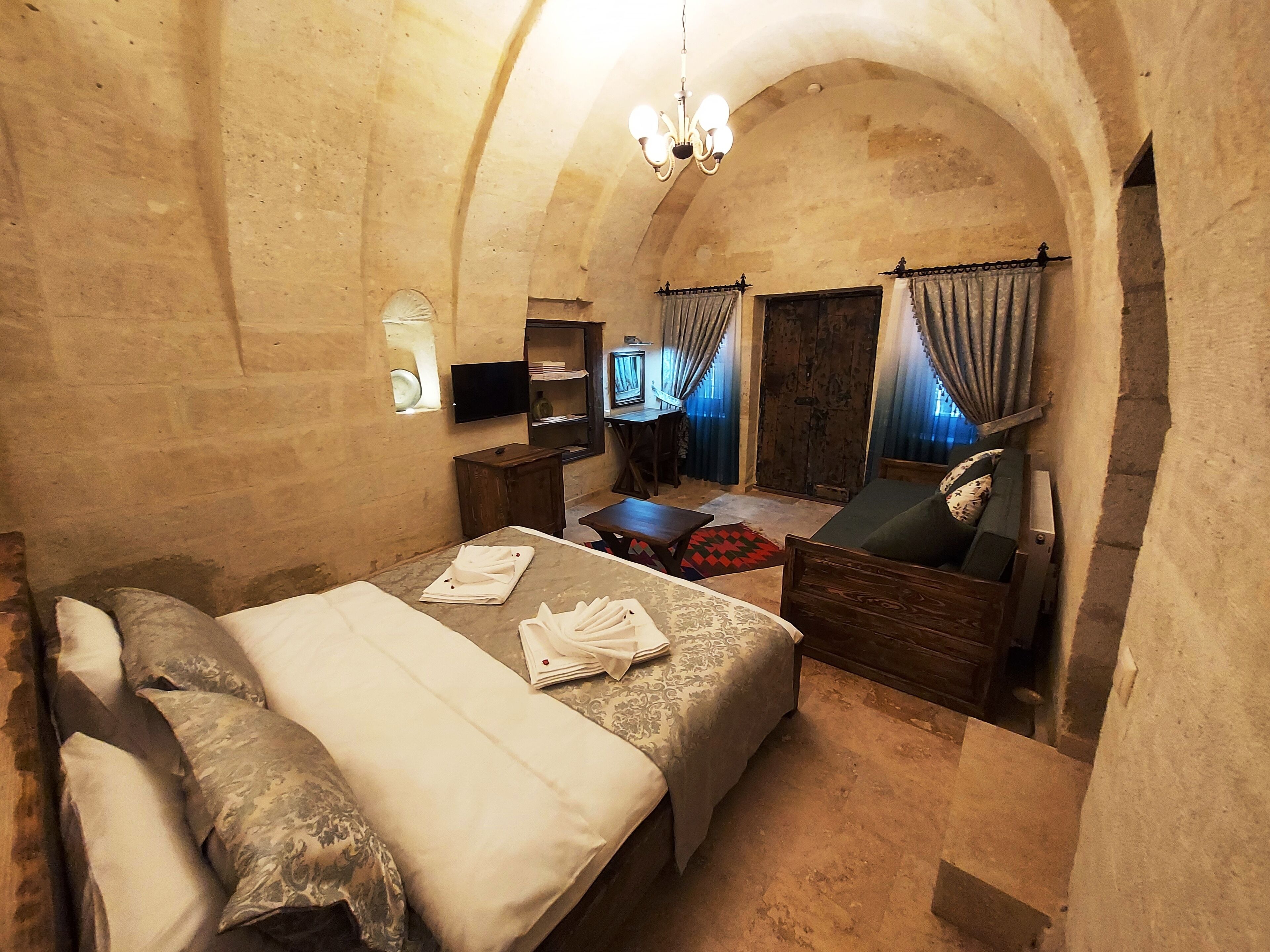 Armesos Cave Hotel