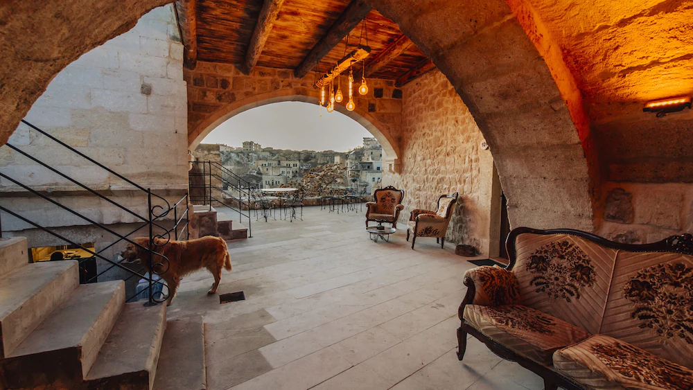 Carna Cave Hotel