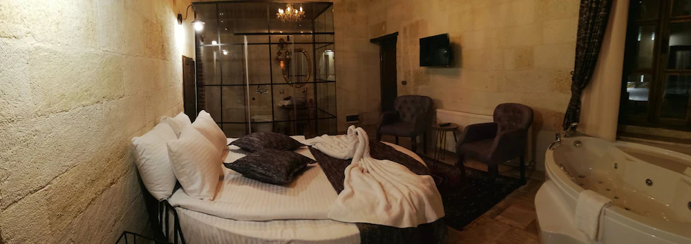 Carna Cave Hotel