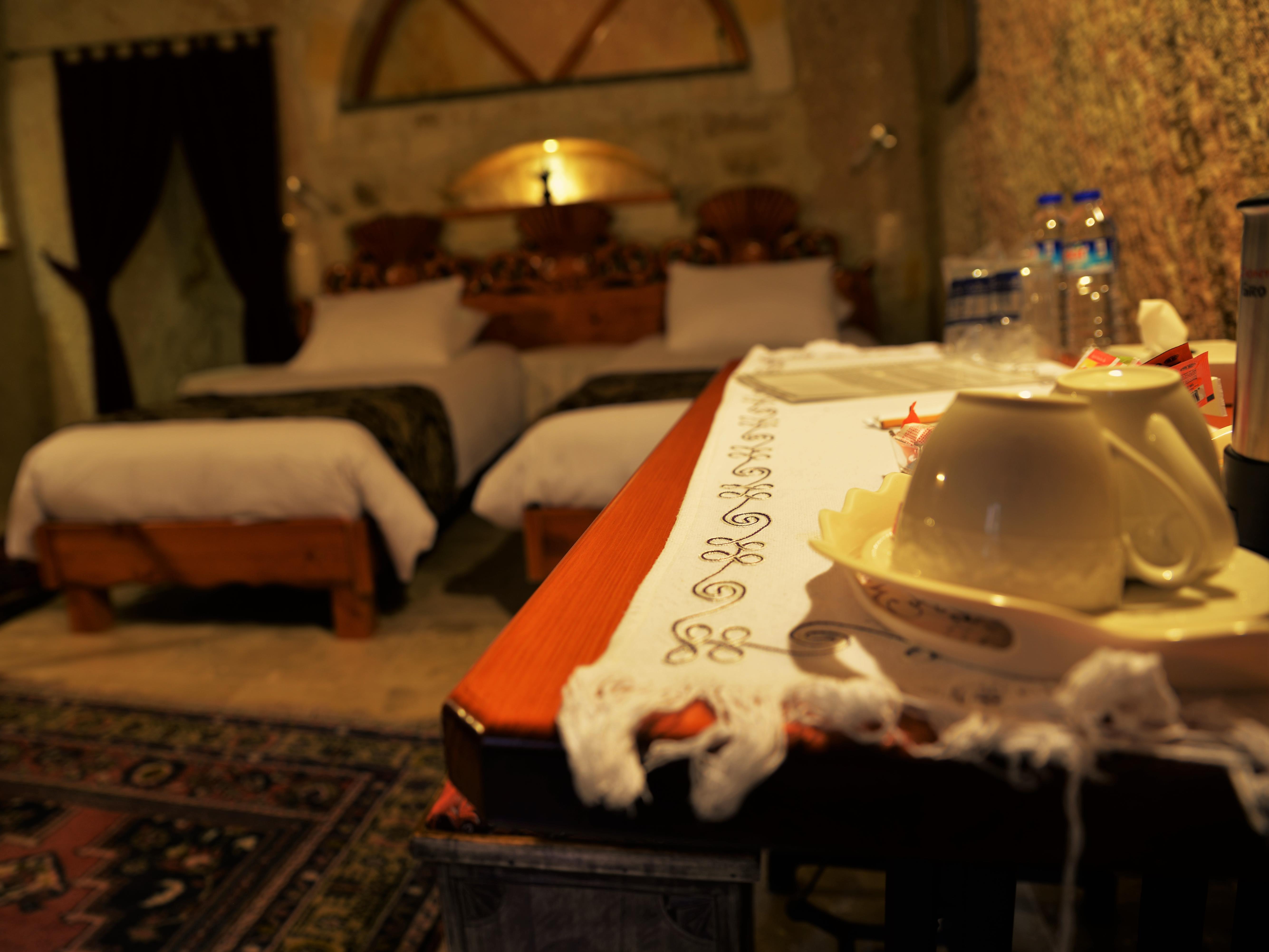 Canyon Cave Hotel