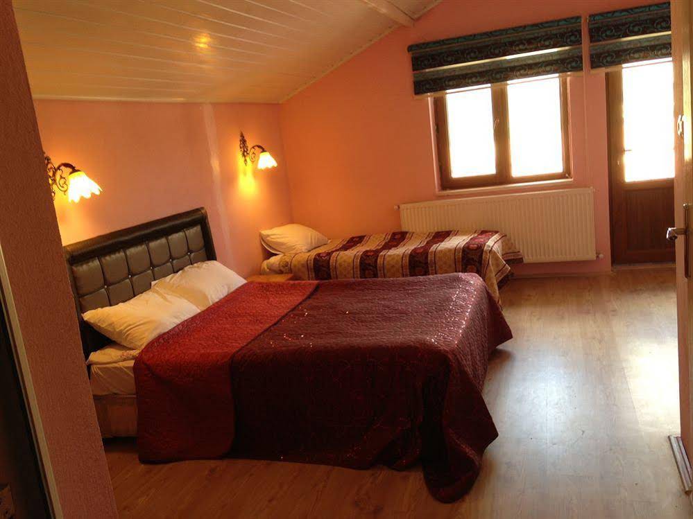 Dedeli Deluxe Hotel