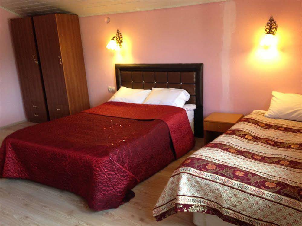 Dedeli Deluxe Hotel