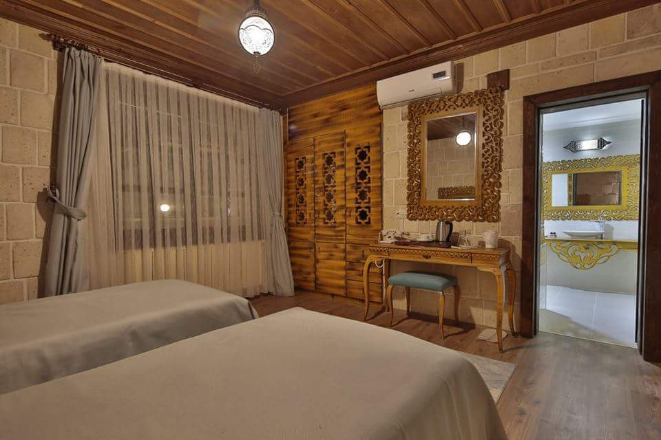 Elevres Stone House Hotel