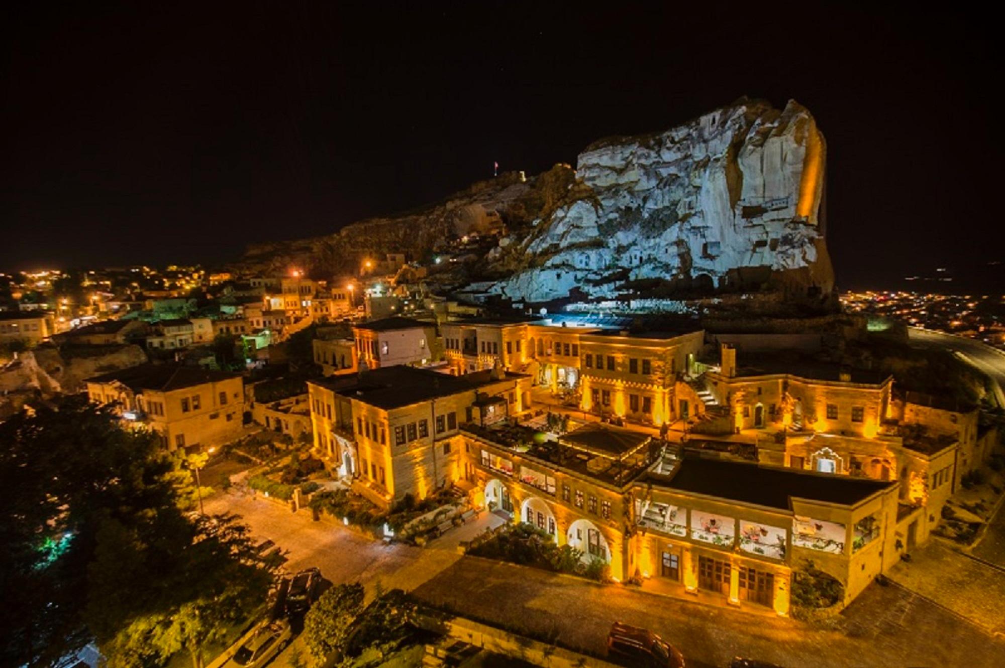 Fresco Cave Suites & Mansions