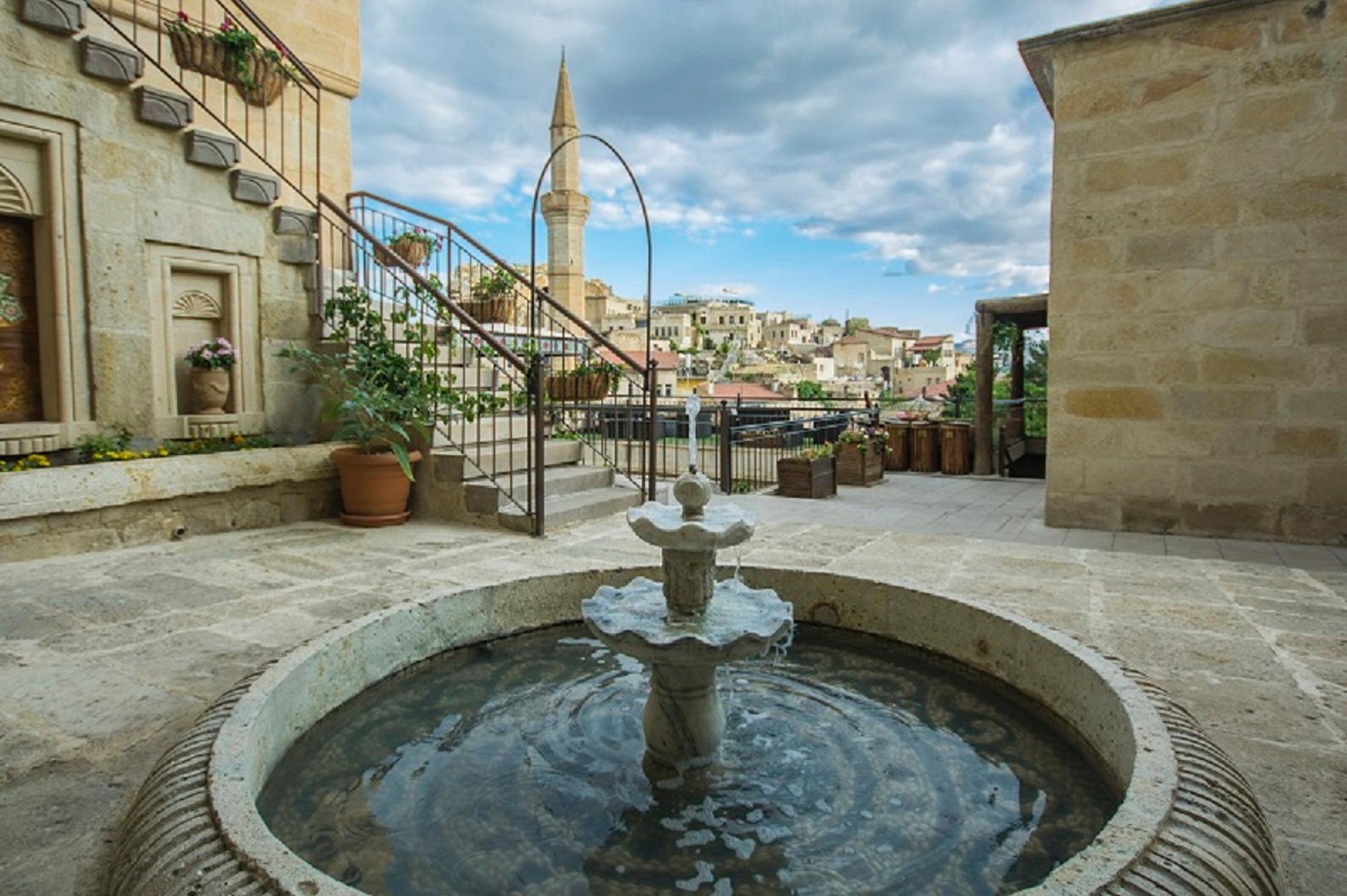 Fresco Cave Suites & Mansions