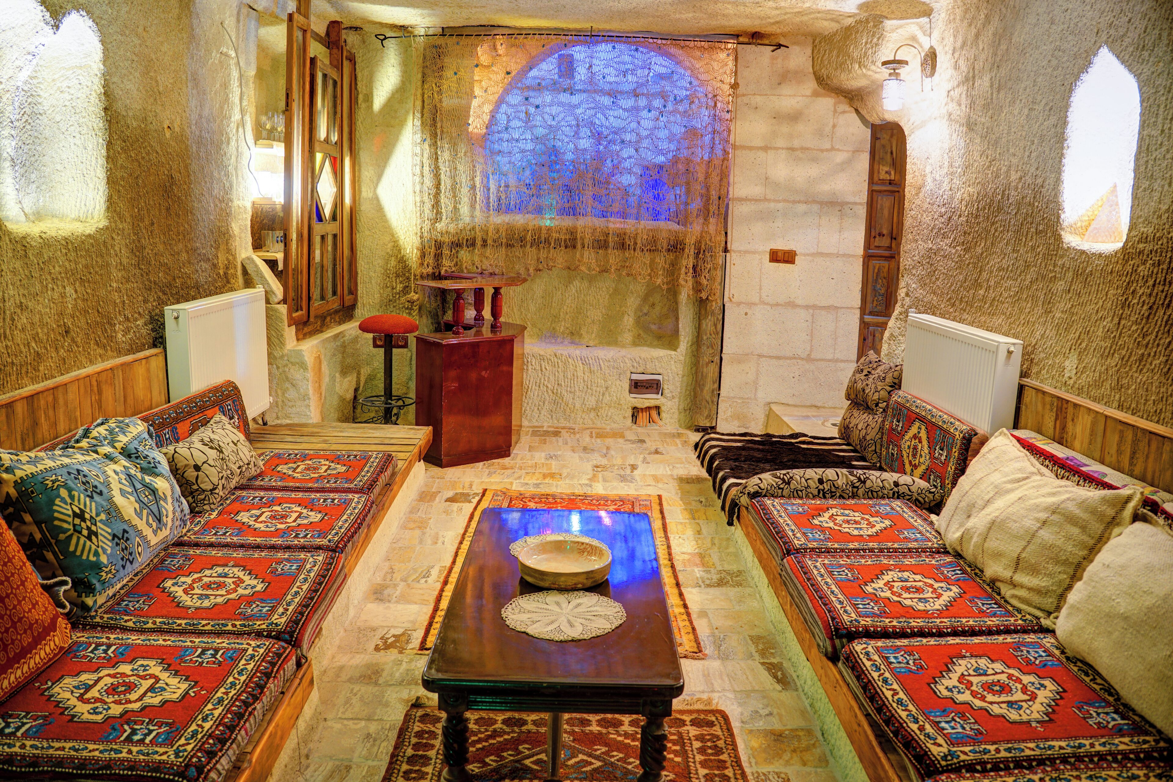 Gibos Cave Hotel