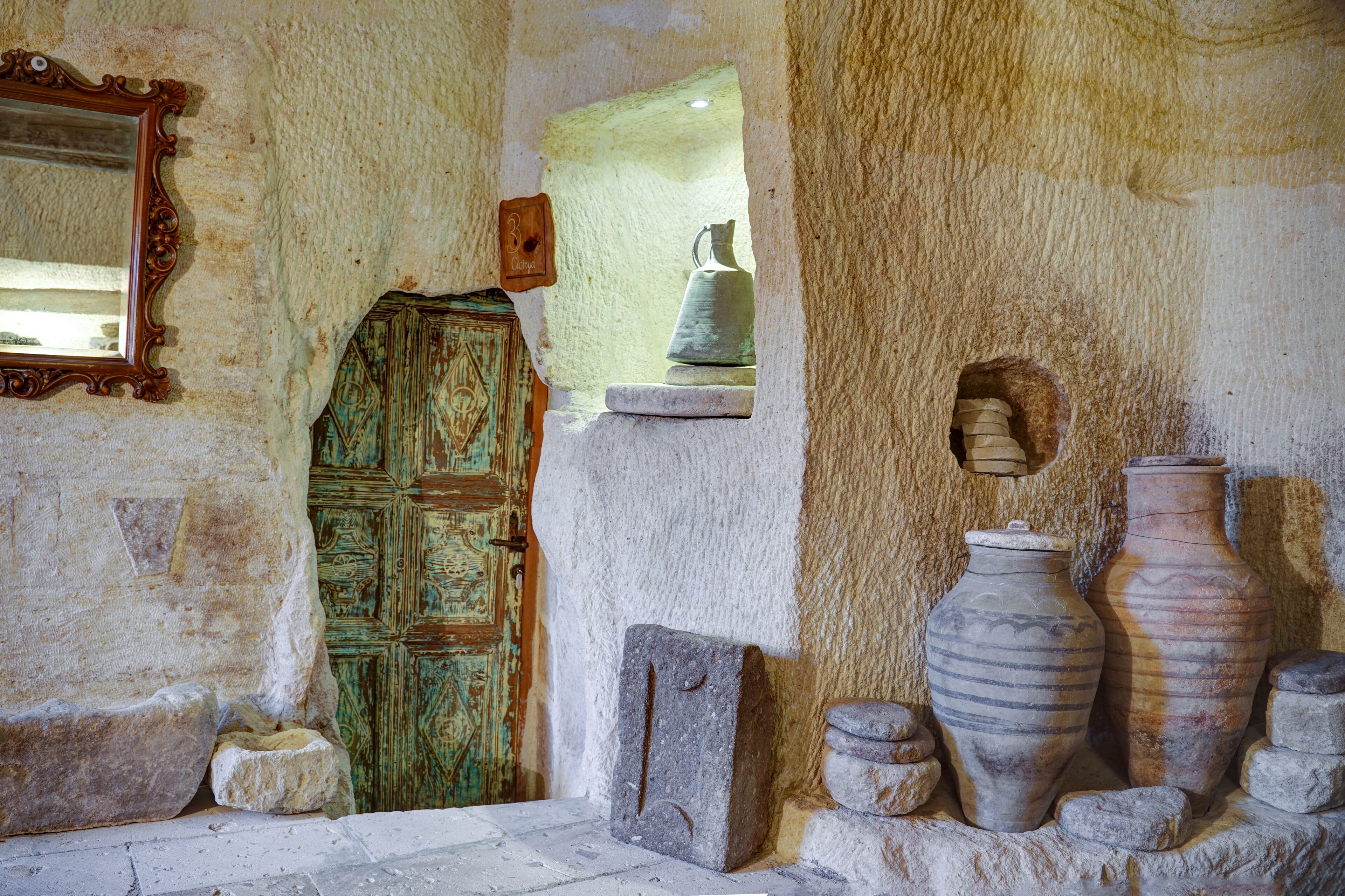 Gibos Cave Hotel