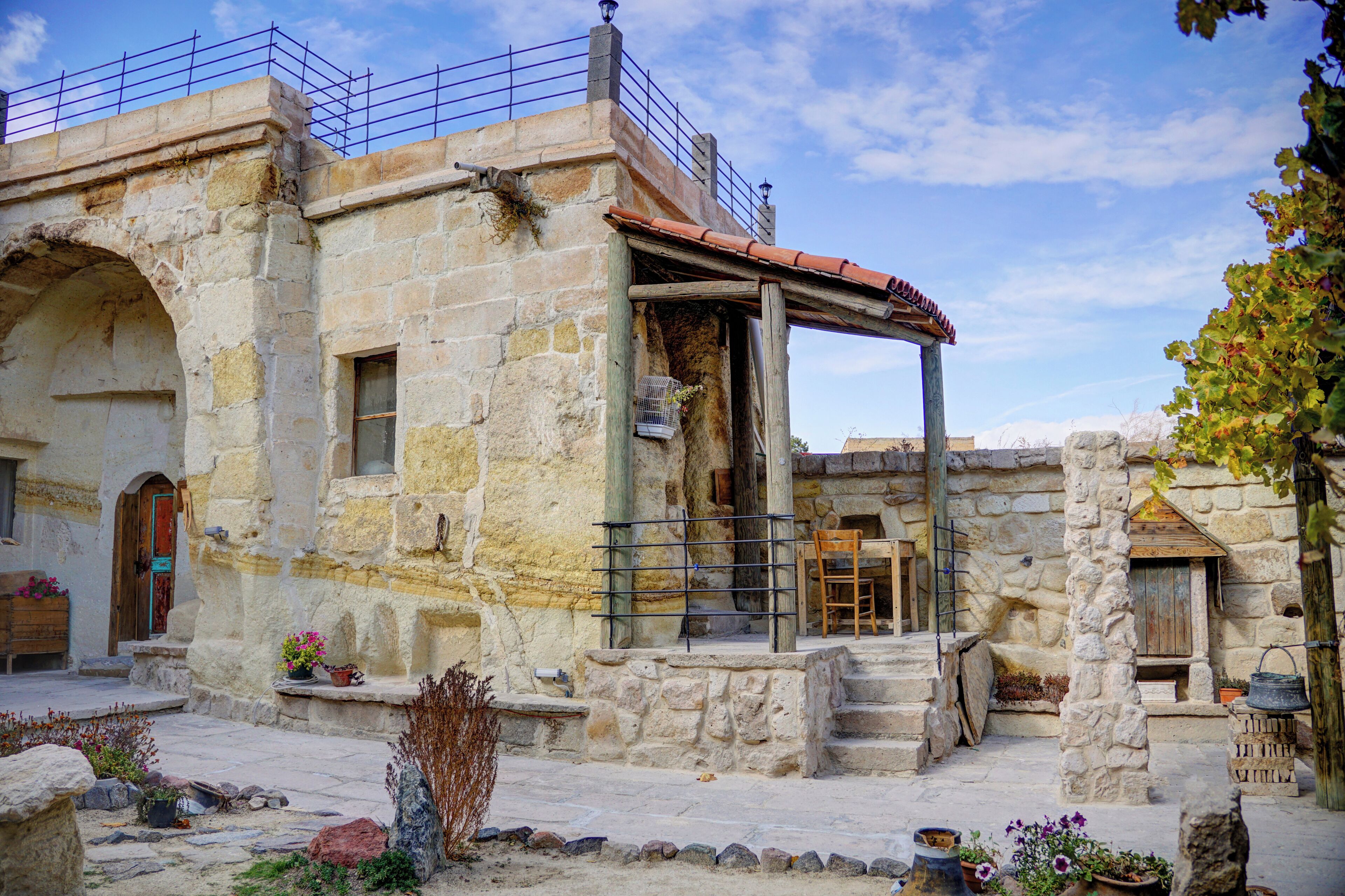 Gibos Cave Hotel