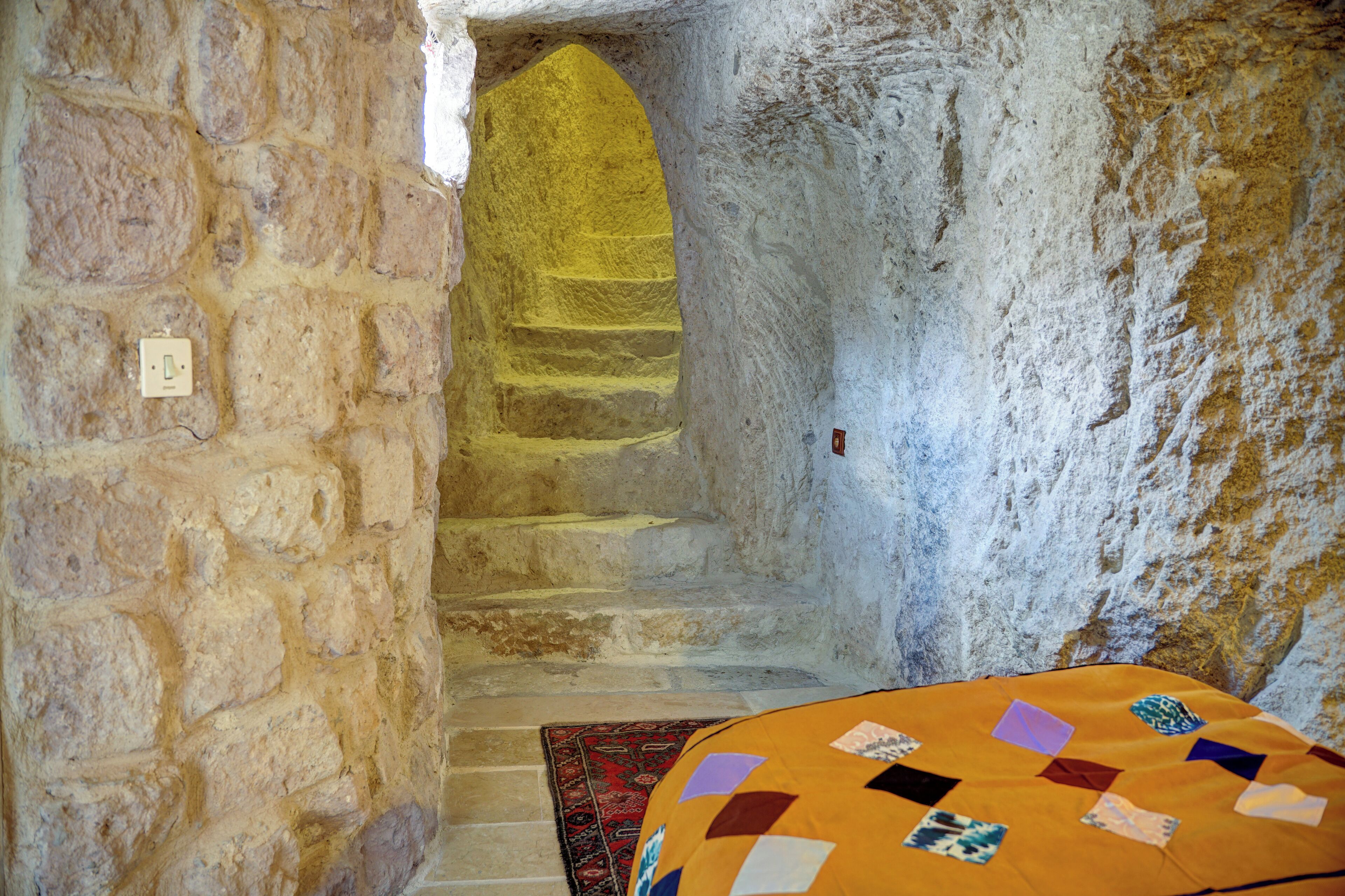 Gibos Cave Hotel