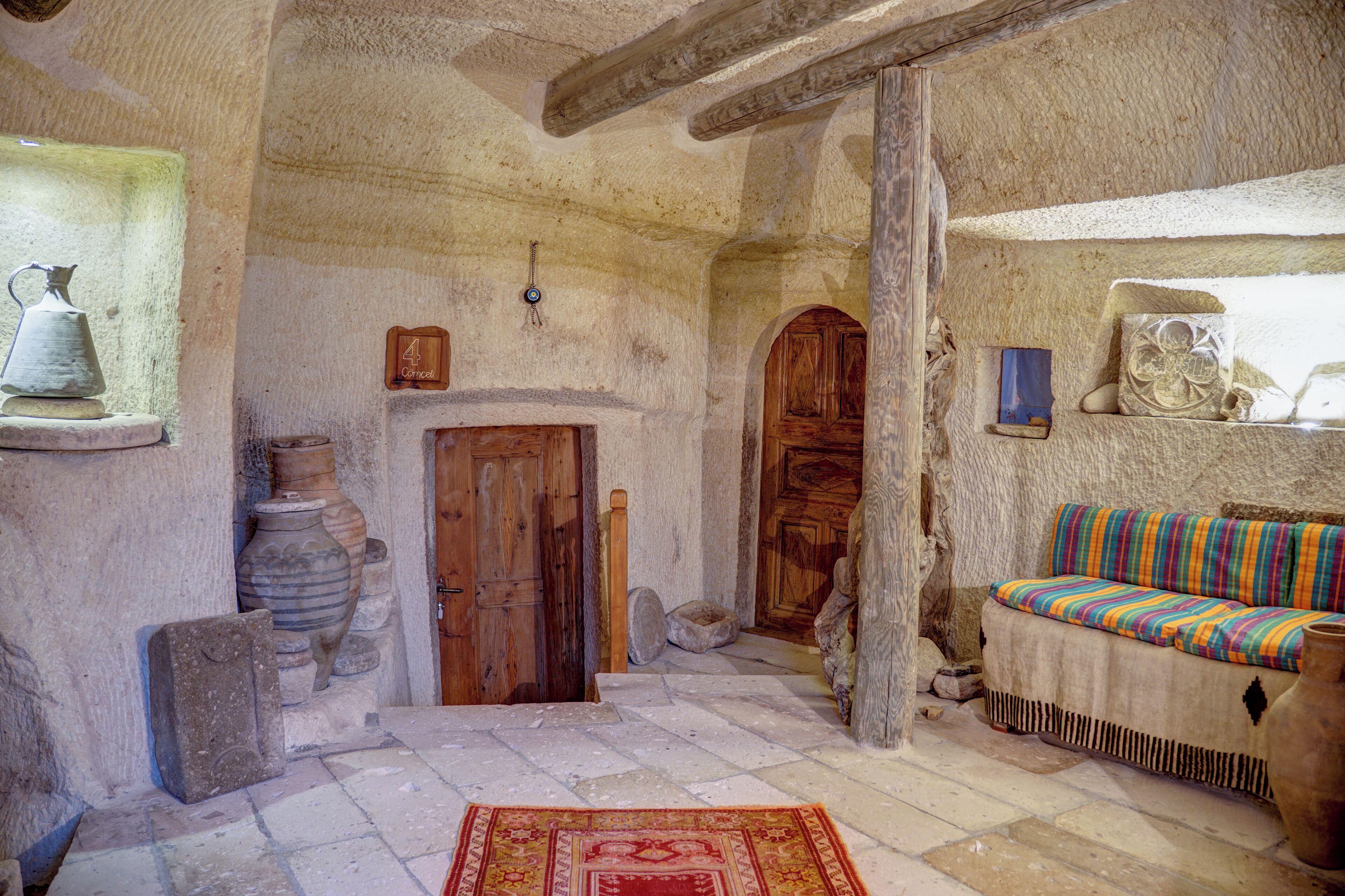Gibos Cave Hotel