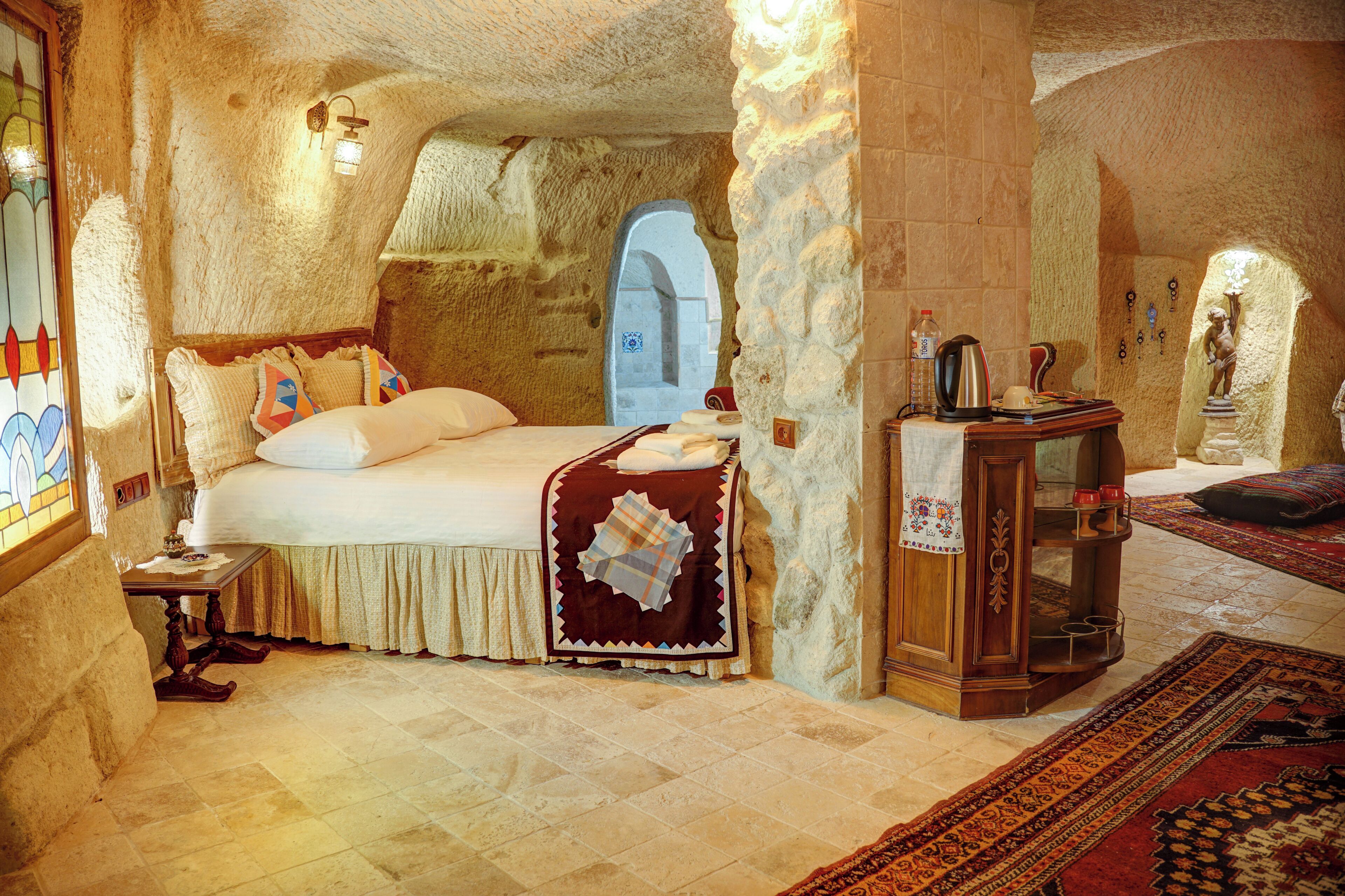 Gibos Cave Hotel