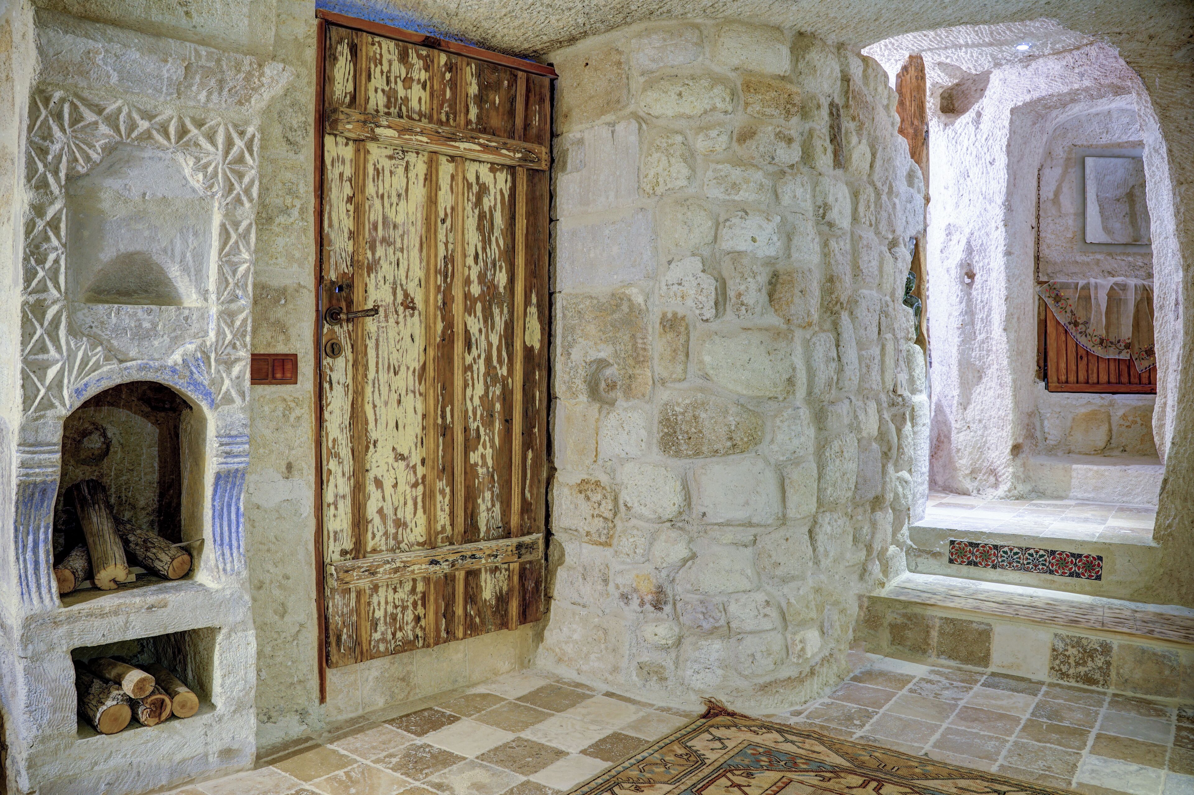 Gibos Cave Hotel