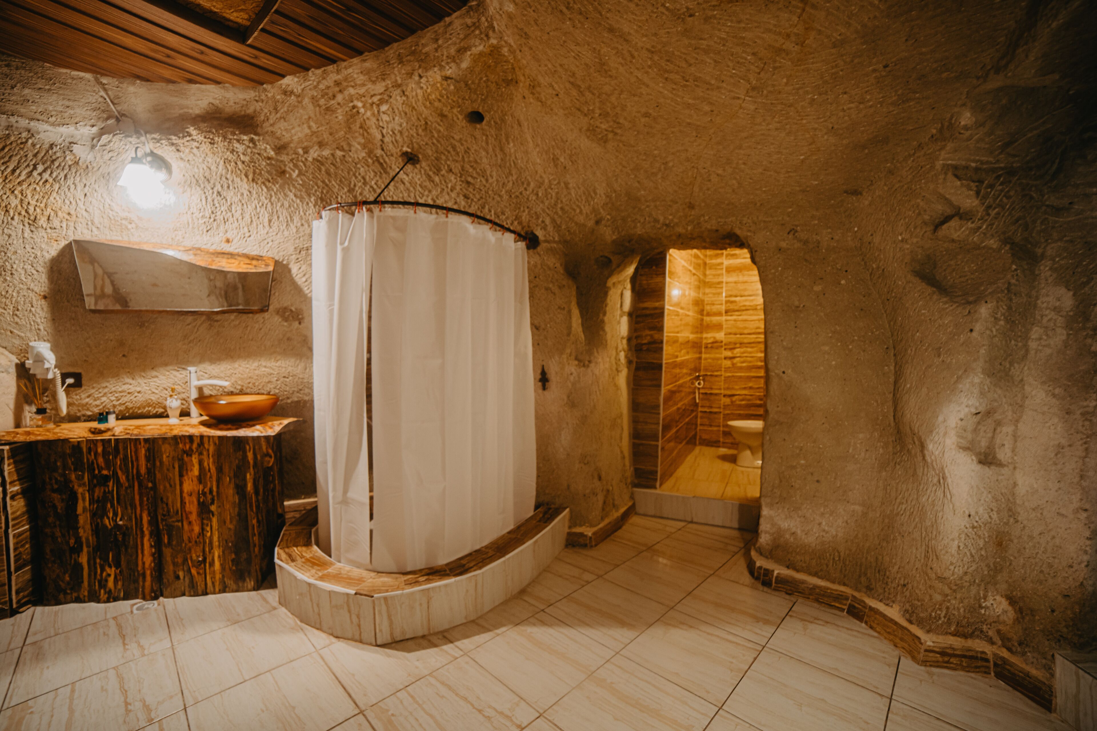 Helios Cave Hotel
