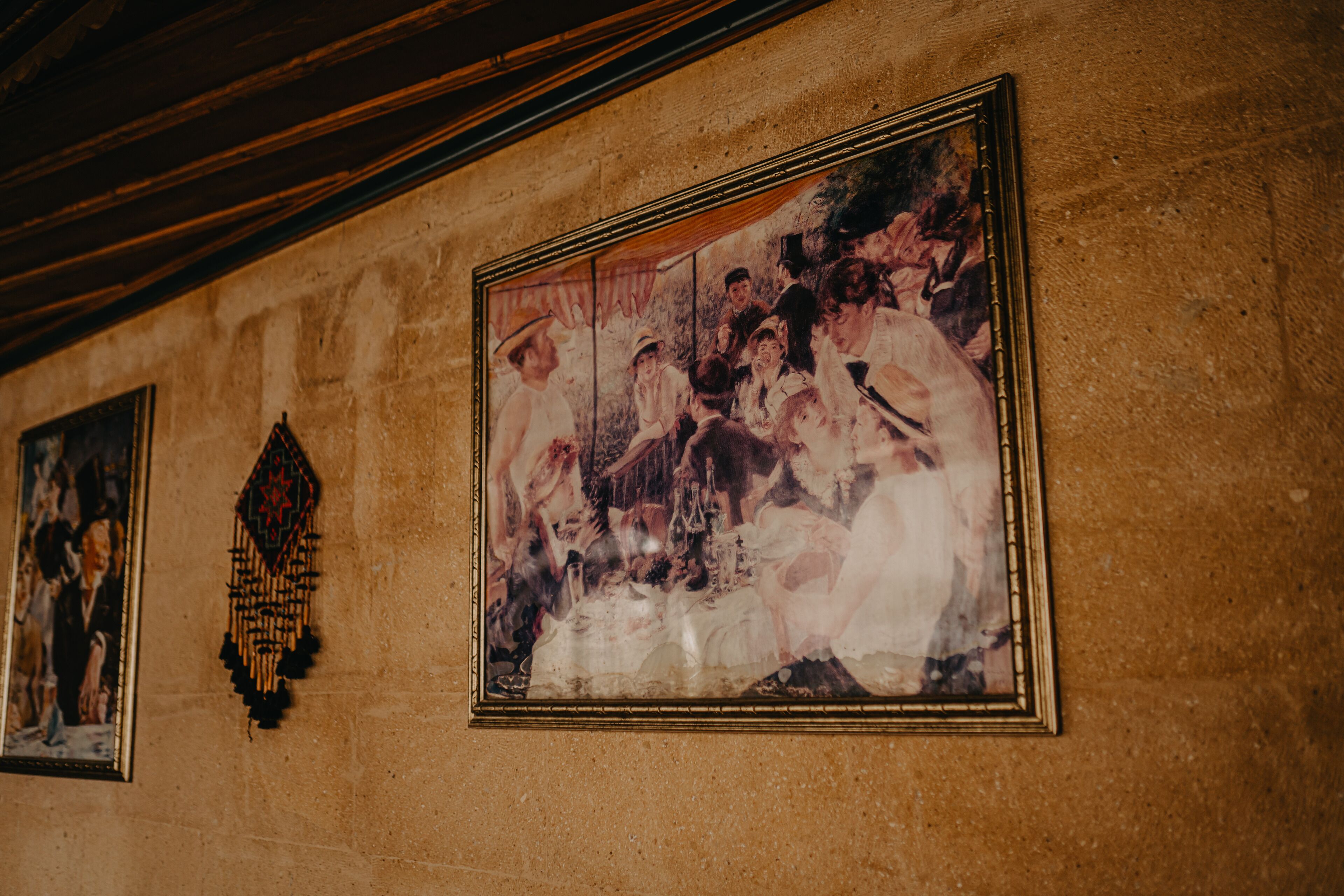 Helios Cave Hotel