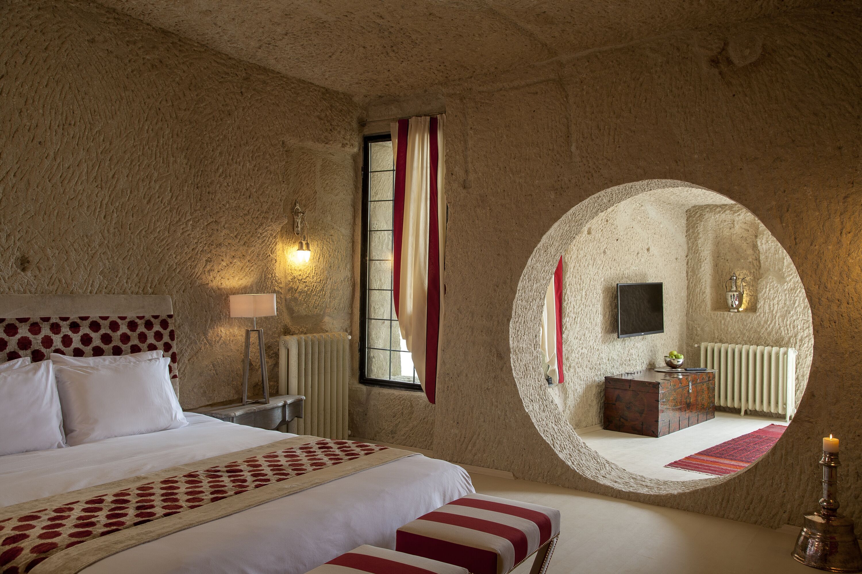 Hezen Cave Hotel